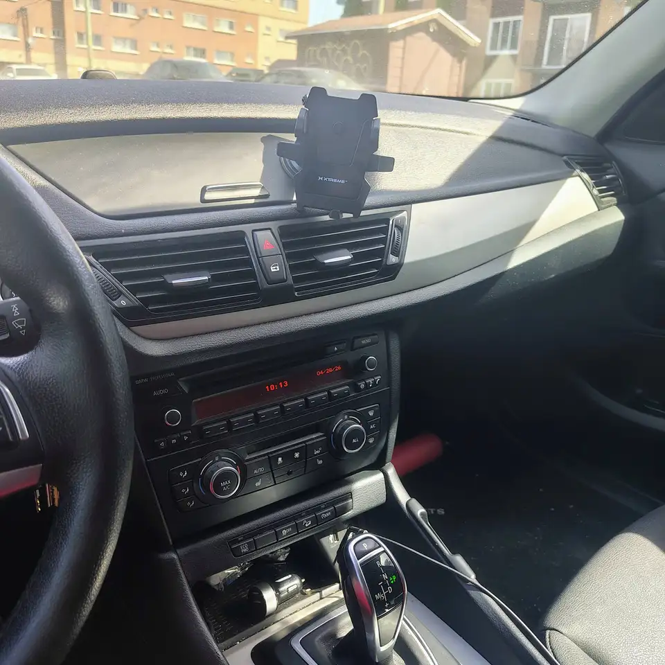 BMW X1 снимка BMW X1