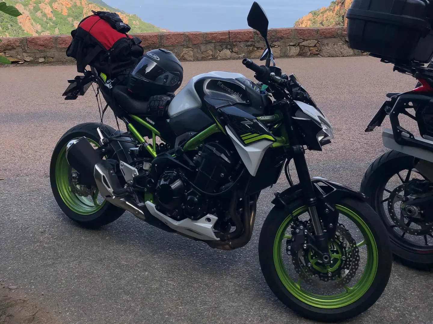 Kawasaki Z 900 MY 2021 Alb - 2