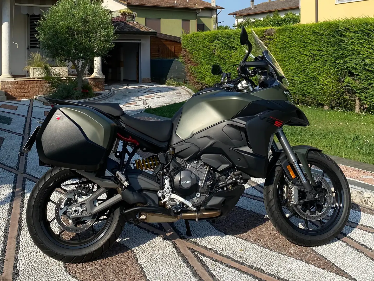 Ducati Multistrada 950 V2S Travel Verde - 1