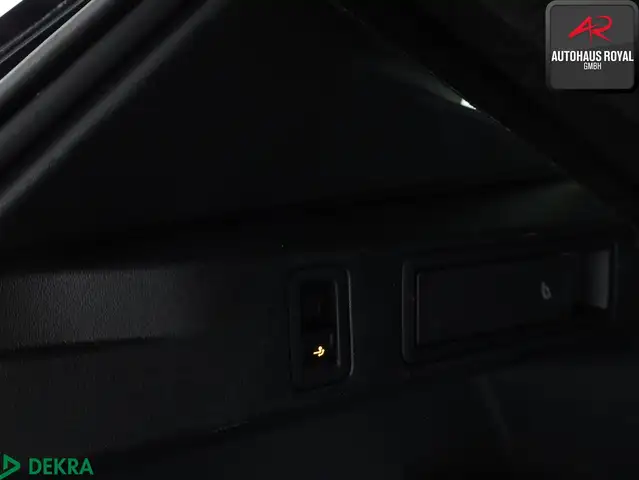 Volkswagen Tiguan view 23