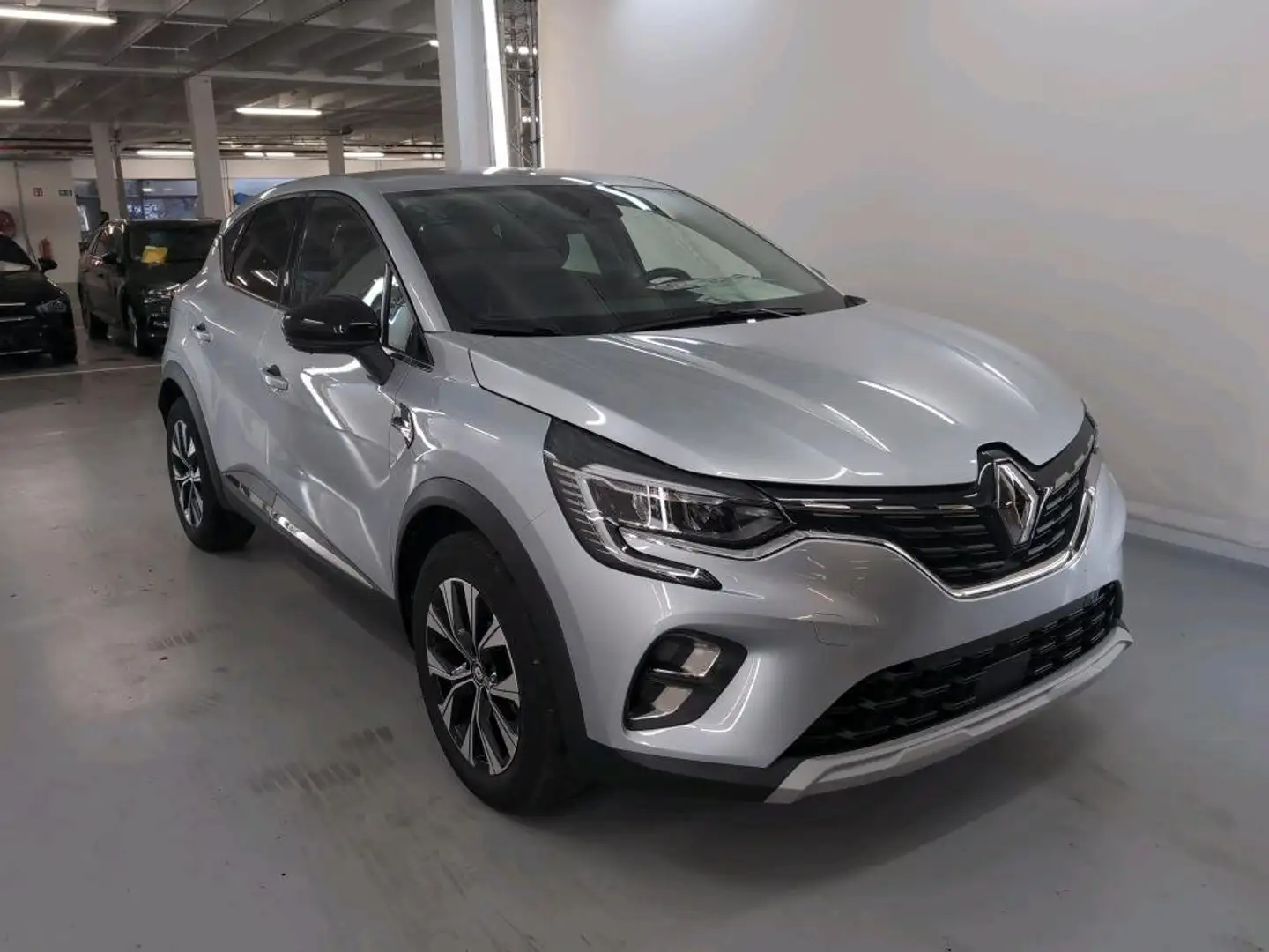 Renault Captur Techno TCe 90 *Kamera+Einparkhilfe* Silber - 2