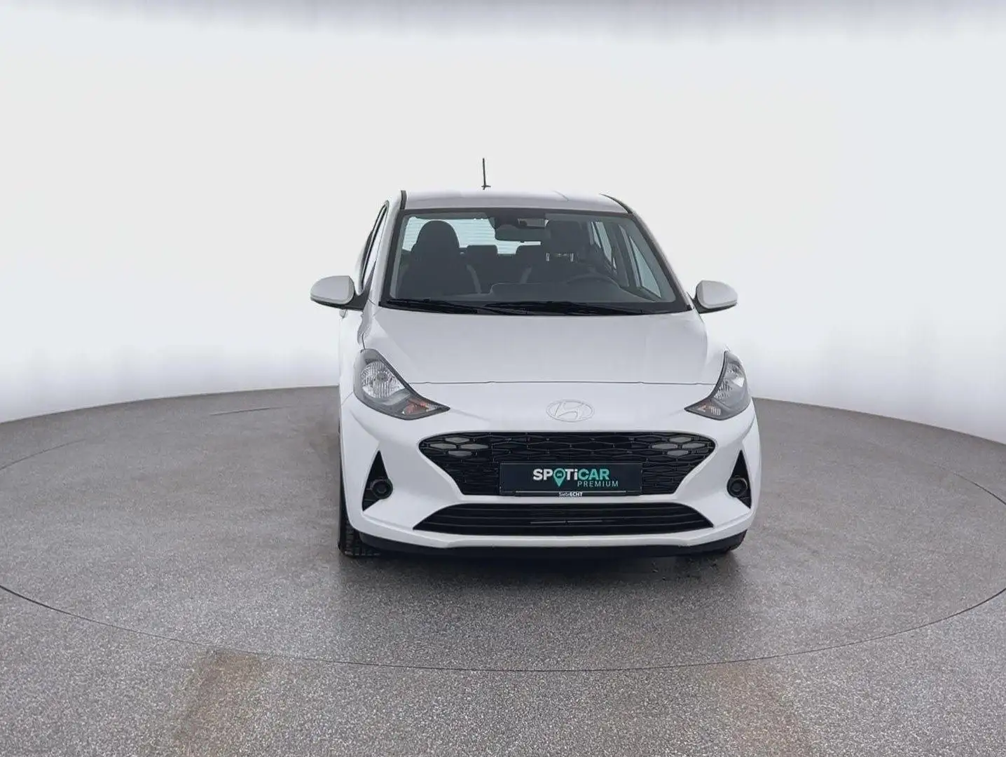 Hyundai i10 Trend 1.0*NAVI*SHZ*RFK*uvm Weiß - 2