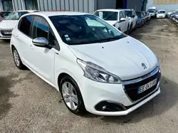 Peugeot 208 1.2 PURE TECH 82 ACTIVE