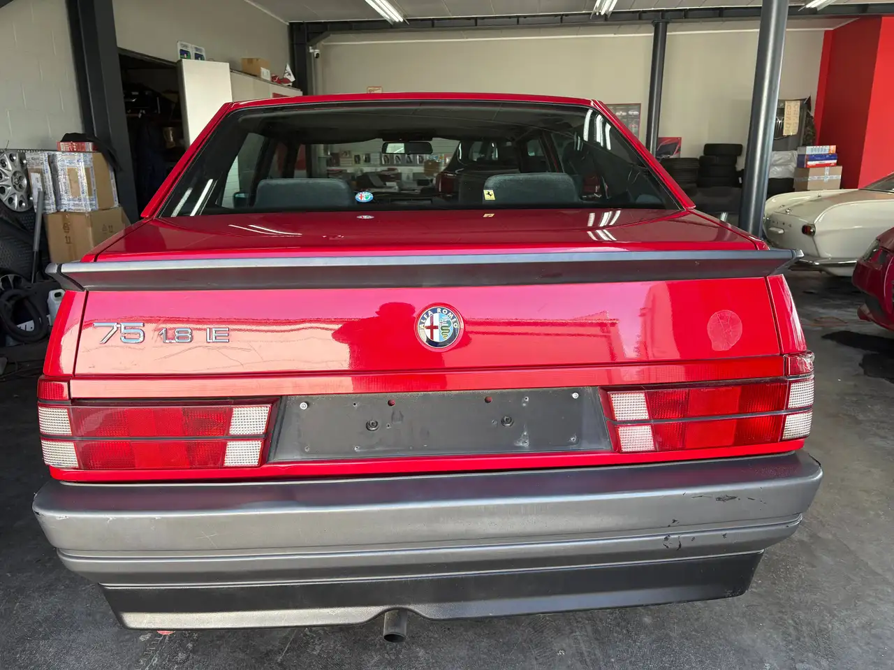Alfa Romeo 75 1.8 IE, foto 6