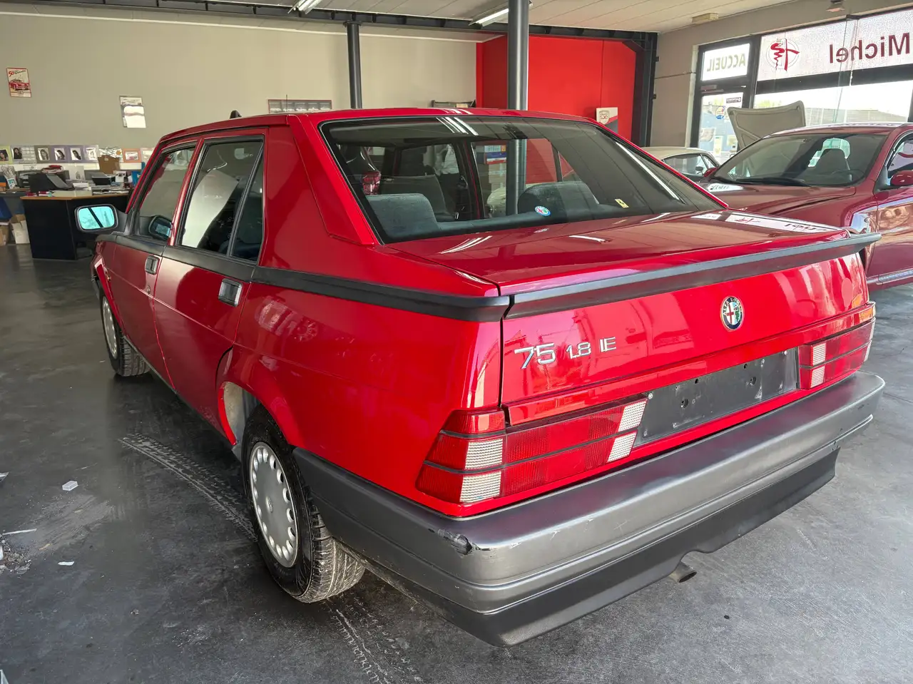 Alfa Romeo 75 1.8 IE, foto 7