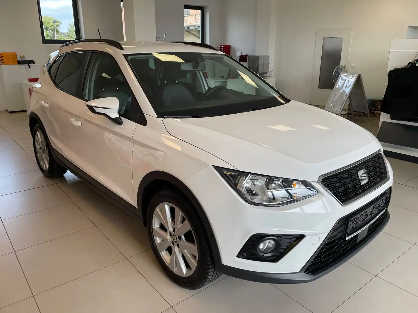SEAT Arona Style TSI Blanc - 1