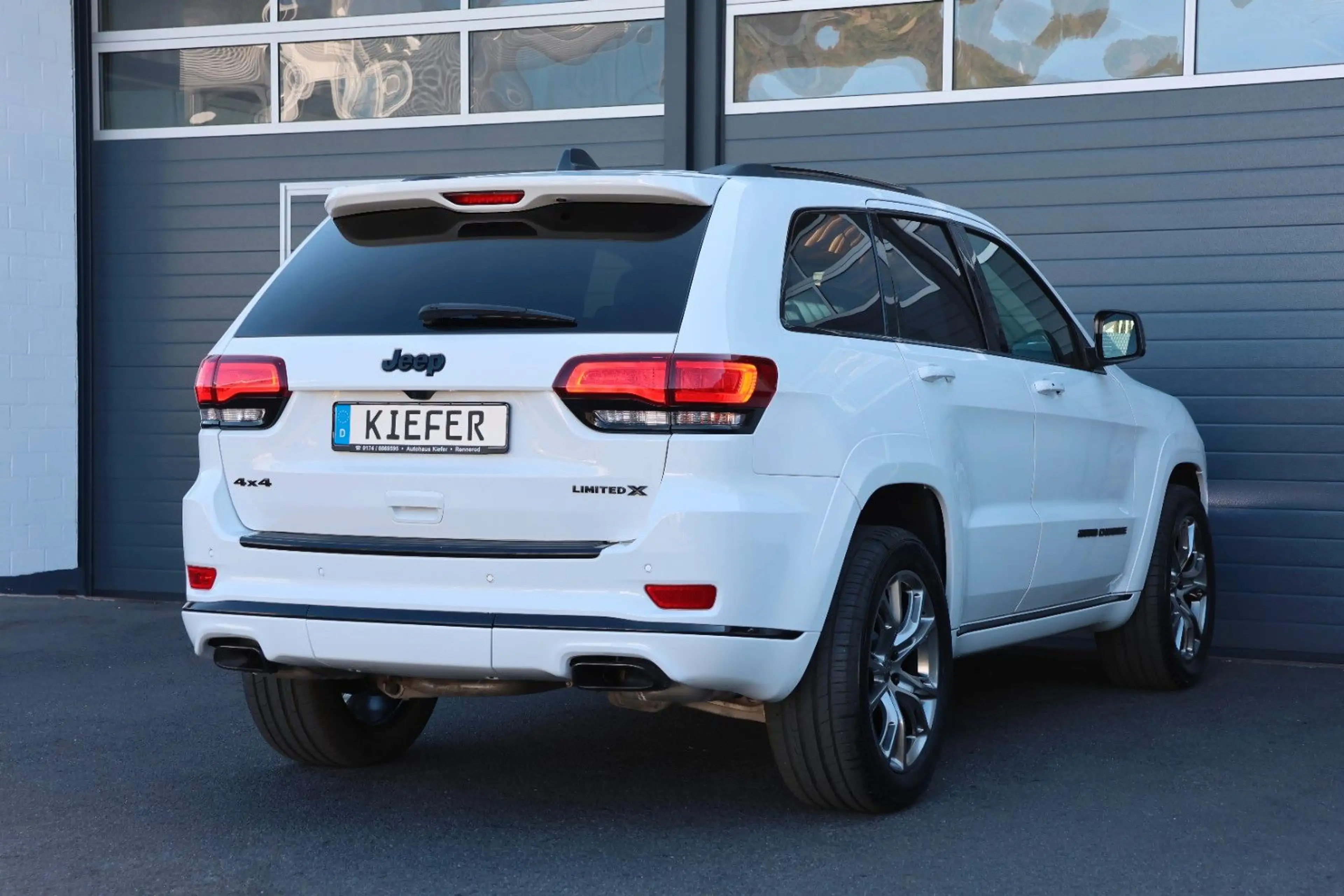 Jeep Grand Cherokee 5.7 LIMITED X 4x4/SHZ/LHZ/KAMERA — photo 7