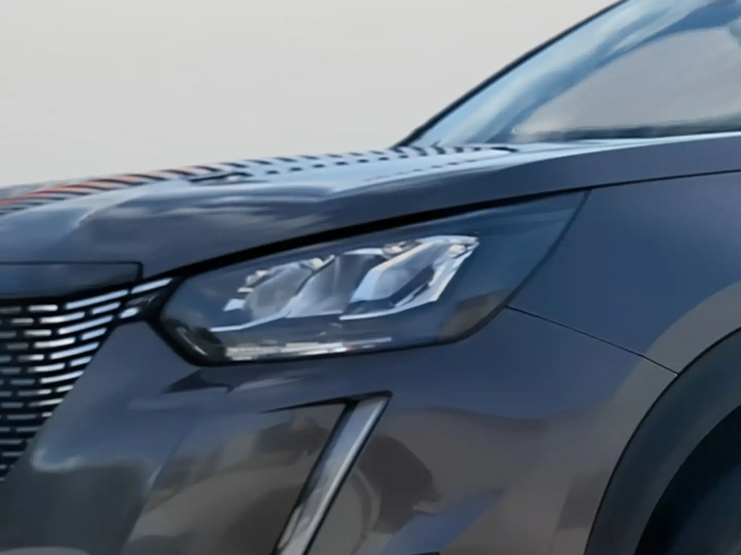 Peugeot 2008 Allure Pack Puretech 130 S&S 6 Vel. MAN Grau - 2