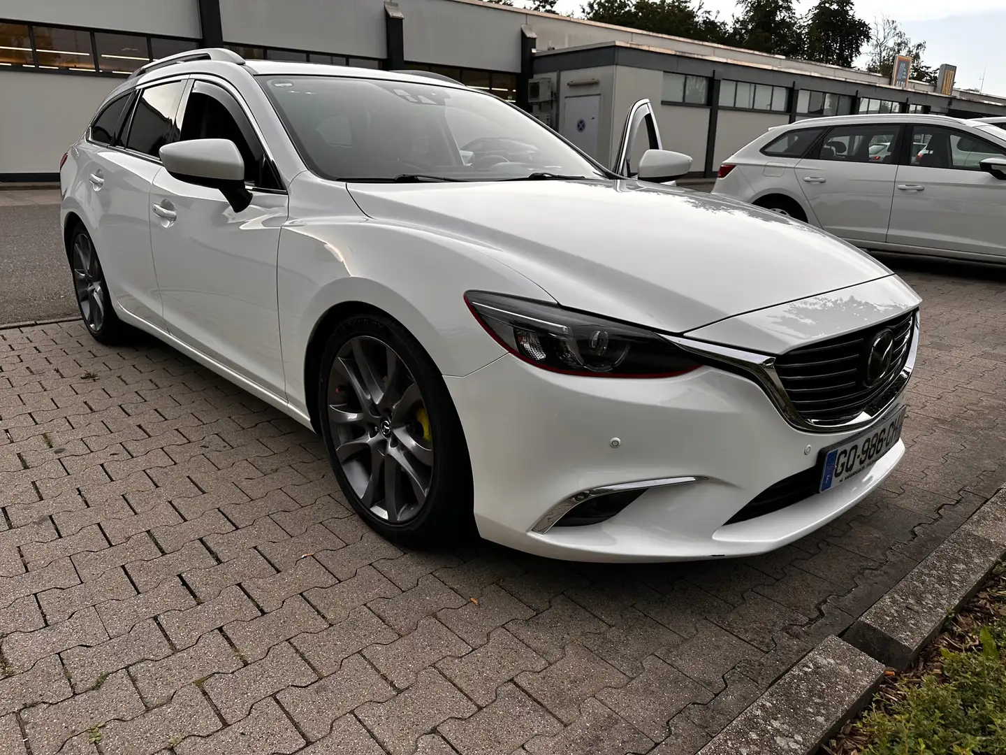 Mazda 6 skyactive Weiß - 2