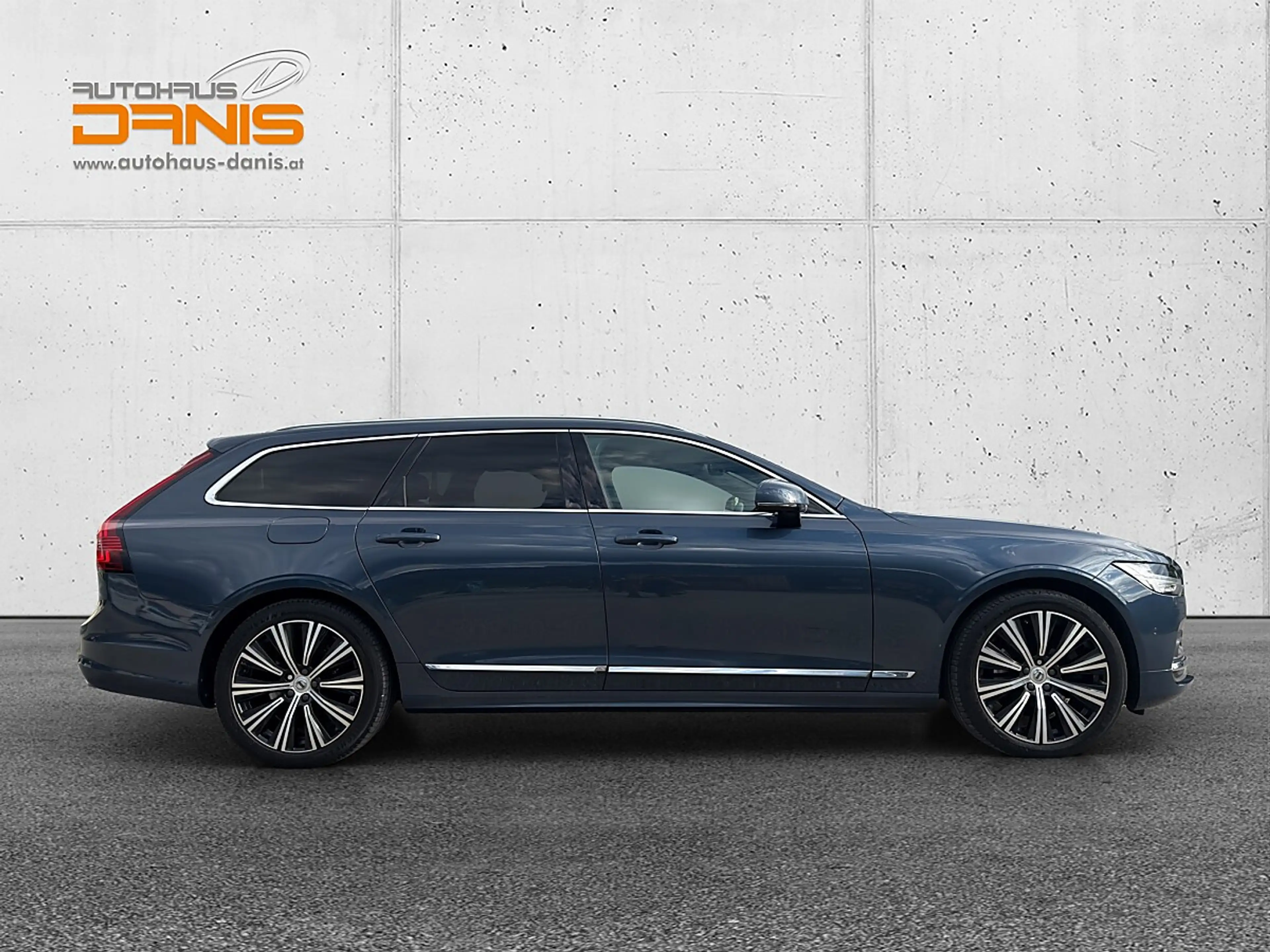 Volvo V90 B4 AWD Ultimate Bright Geartronic PANO/AHV/STDHZ/ — photo 5