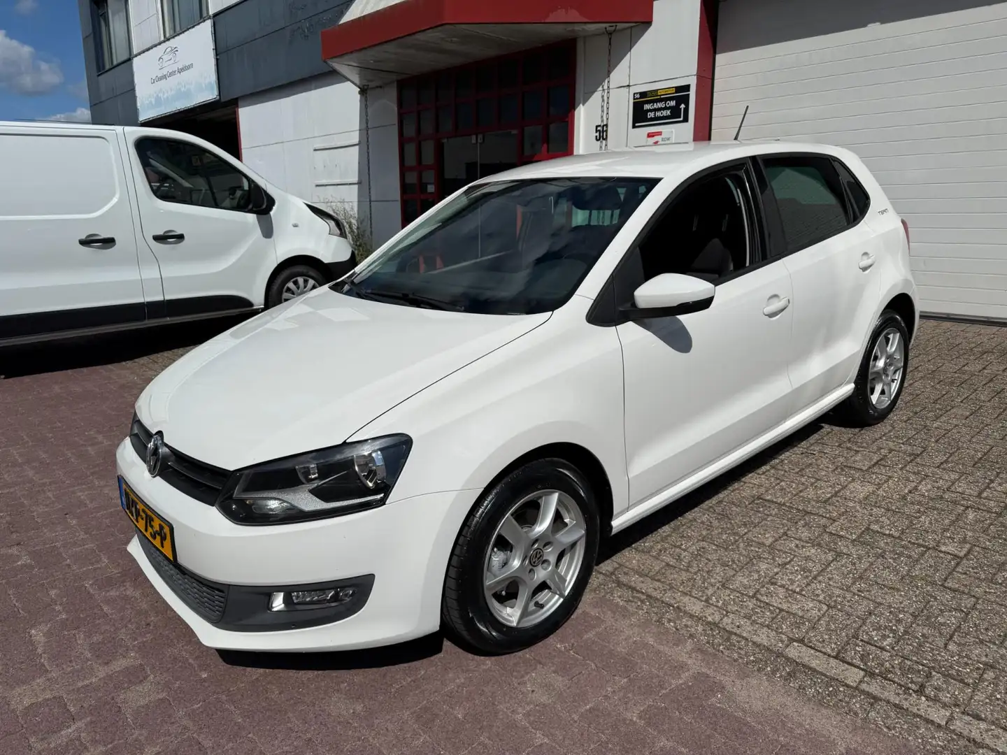 Volkswagen Polo 1.2-12V ' TEAM EDITION| WHITE |NIEUW APK |AIRCO |G Wit - 2