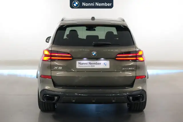 BMW X5 X5 view 4