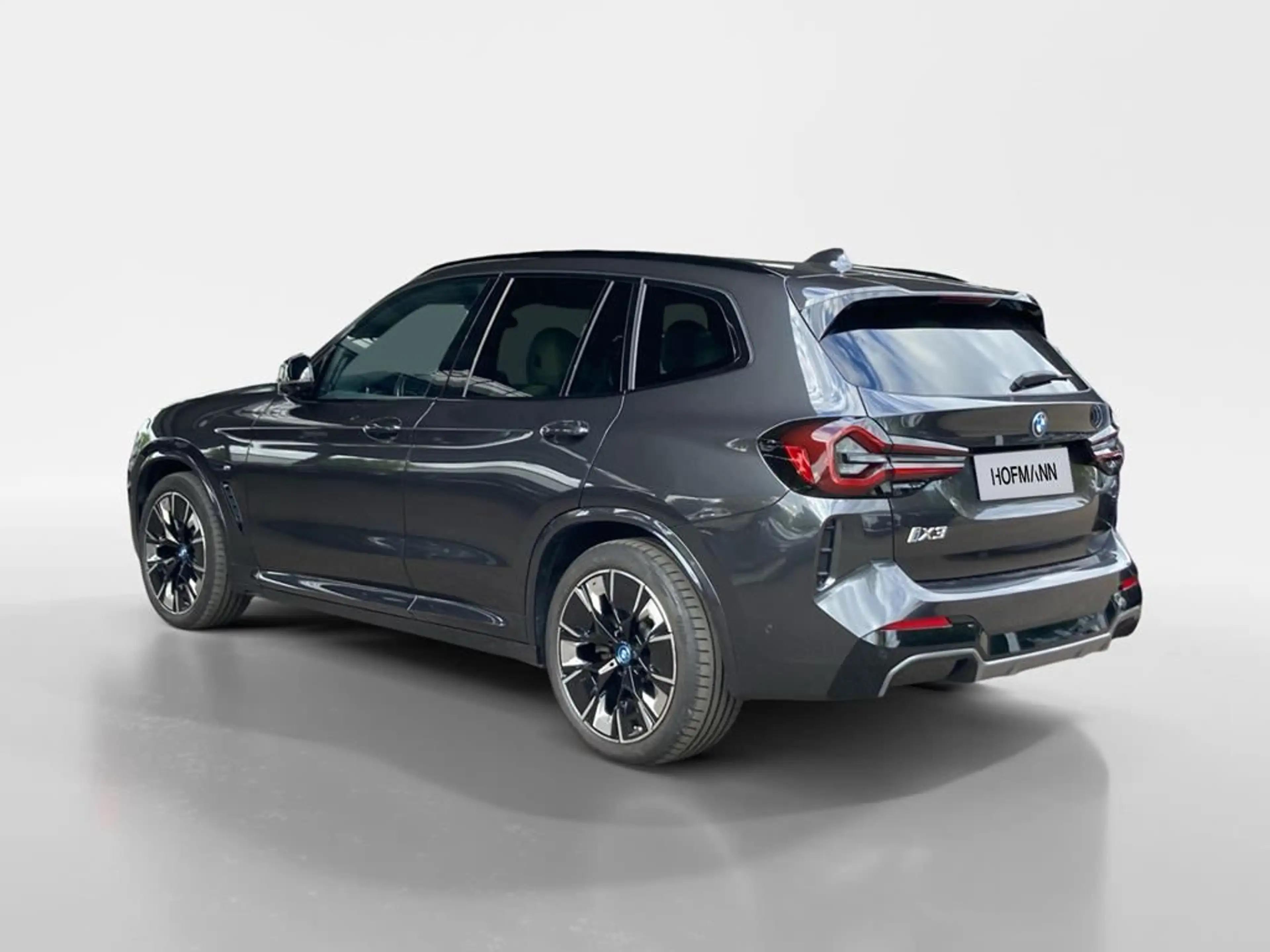 BMW iX3 Impressive — photo 7
