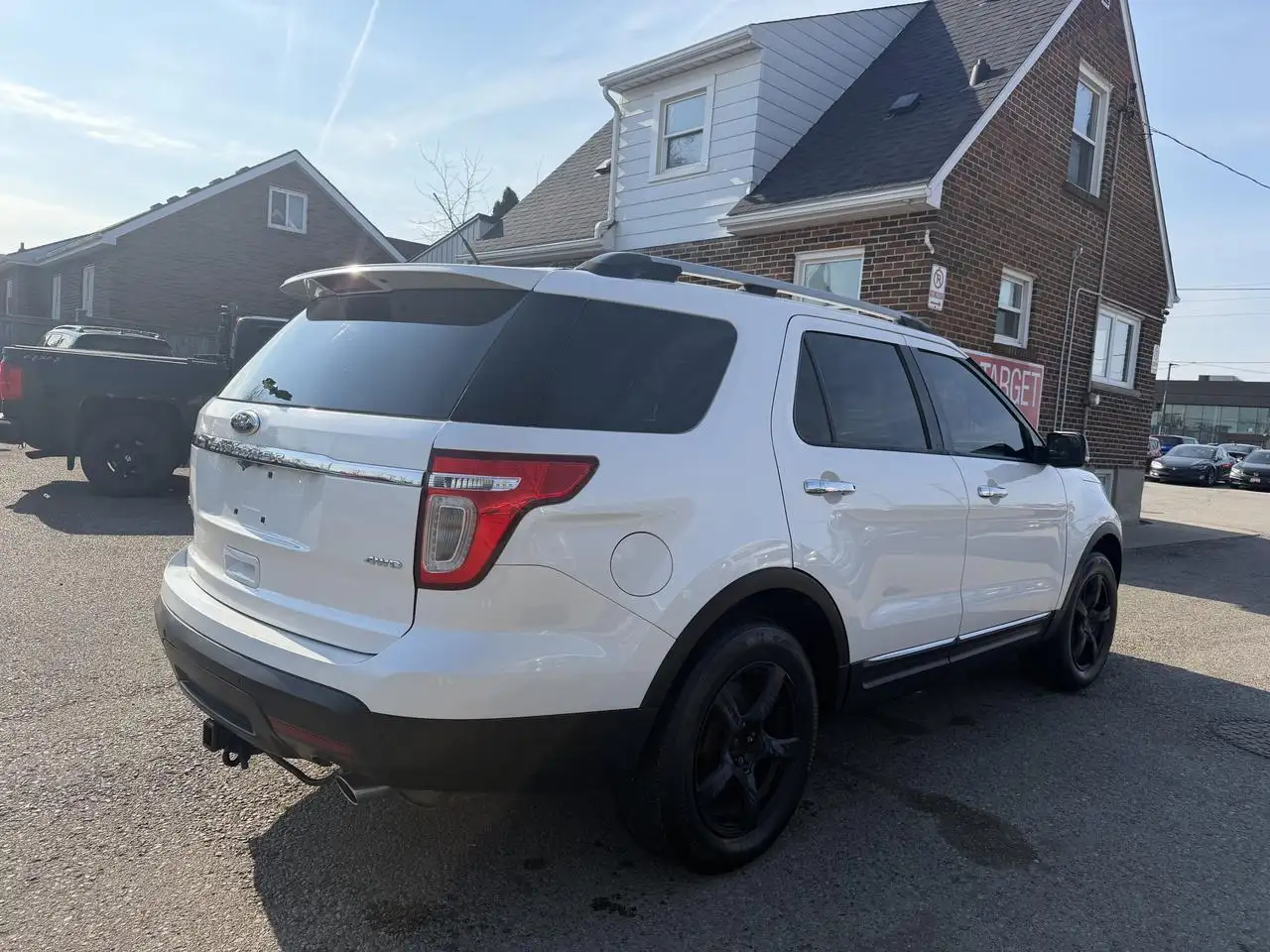 Ford Explorer photo Ford Explorer