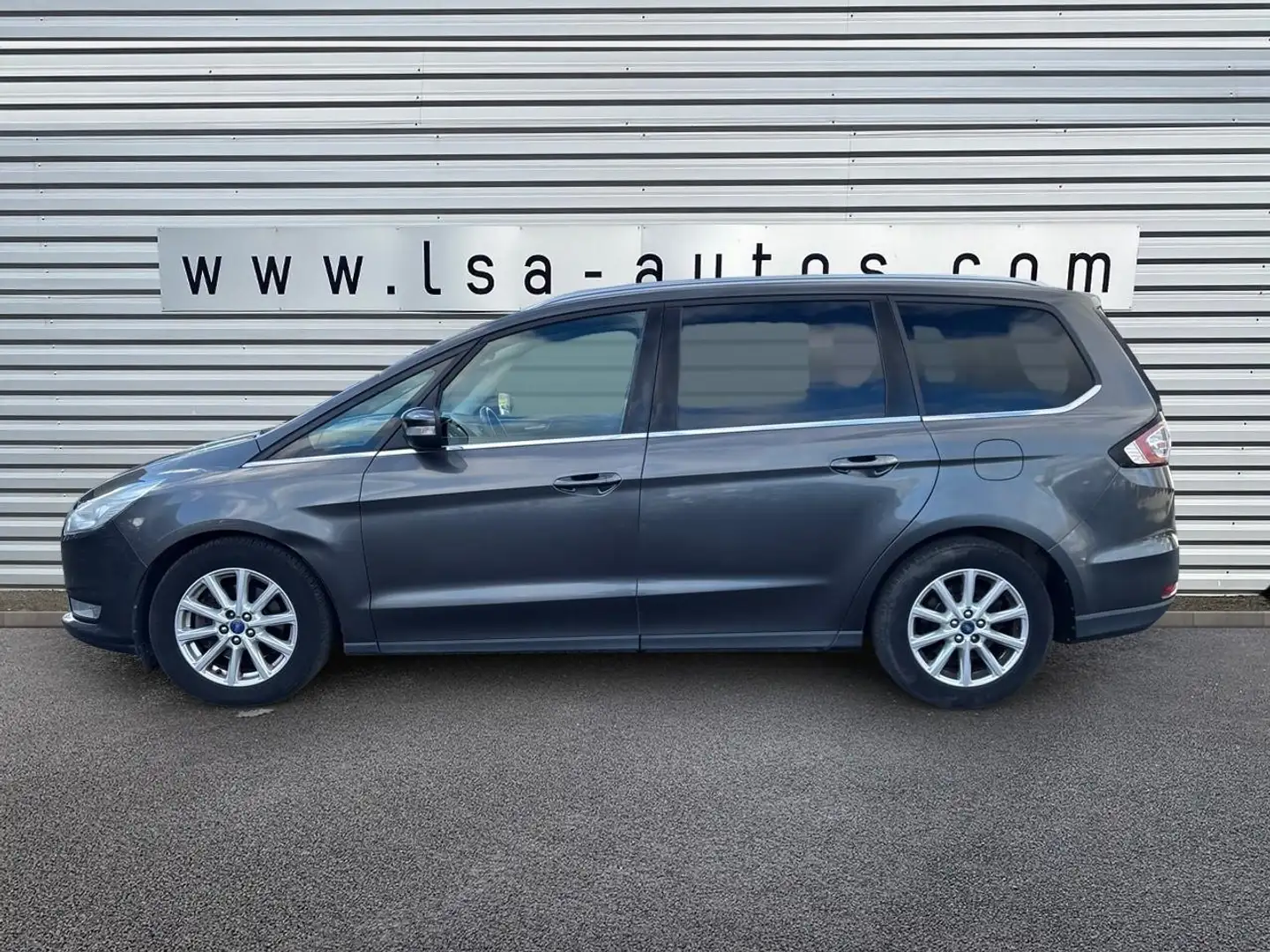Ford Galaxy 2.0 TDCi - 150 S\u0026S Titanium 7 PLACES Grau - 2