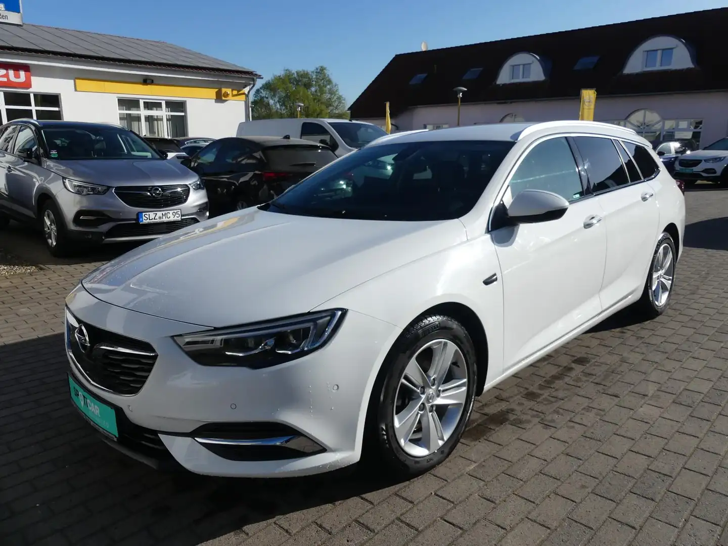 Opel Insignia 2.0CDTI +Kamera +SIV +beheiz. Frontsch. Weiß - 2