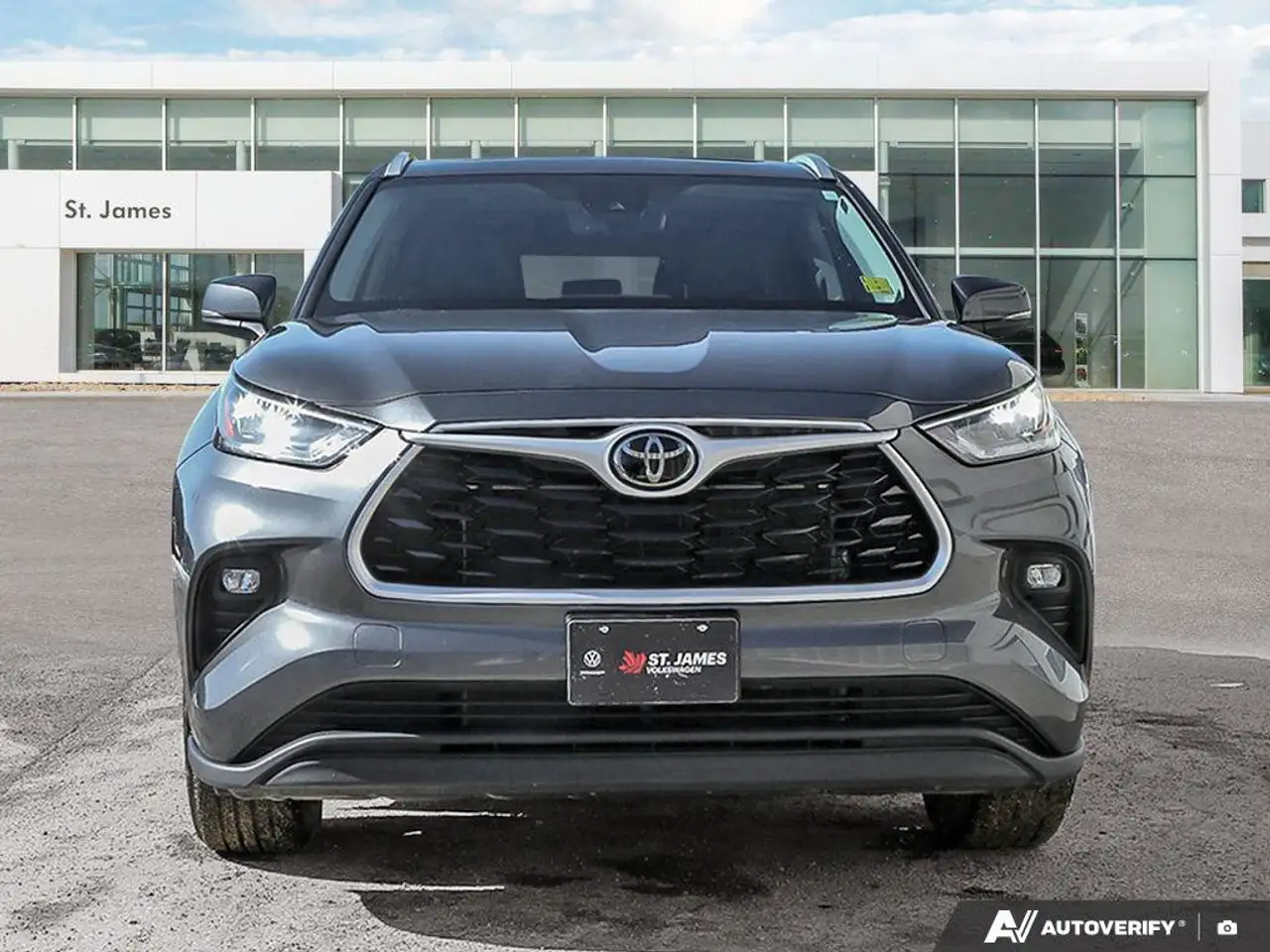 Toyota Highlander снимка Toyota Highlander