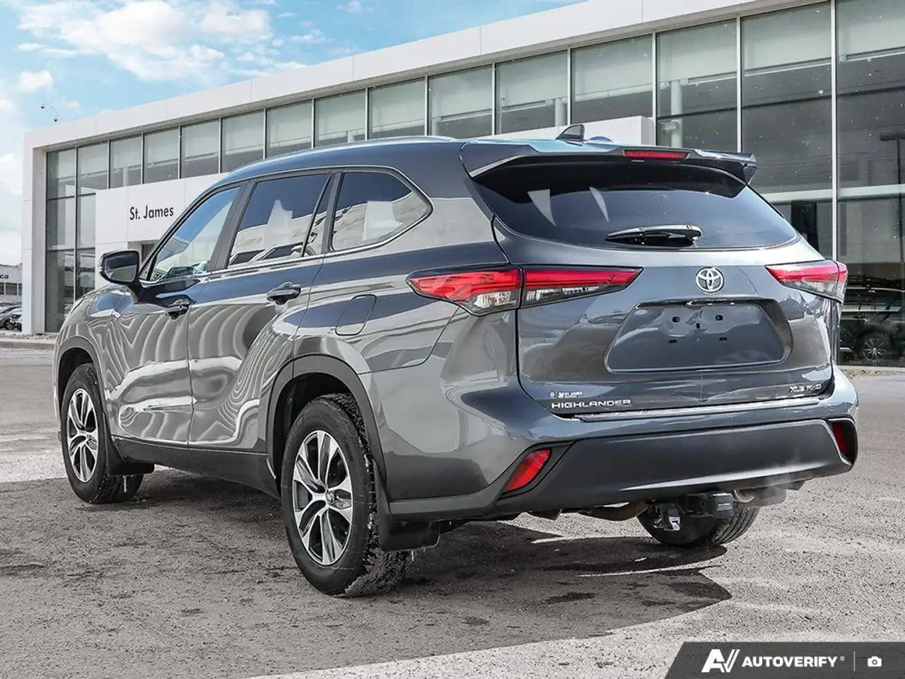 Toyota Highlander снимка Toyota Highlander