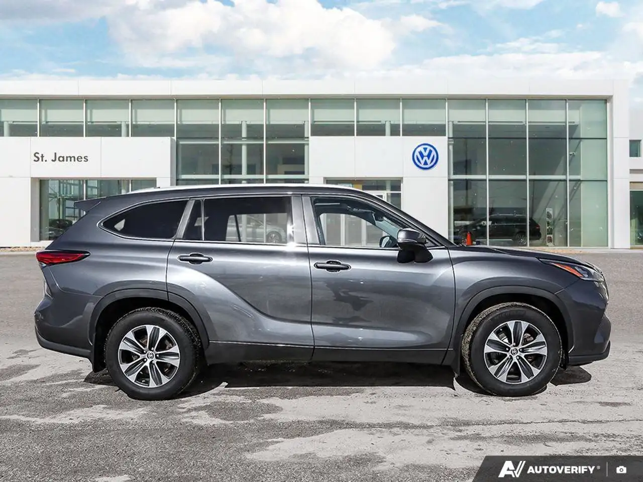 Toyota Highlander снимка Toyota Highlander
