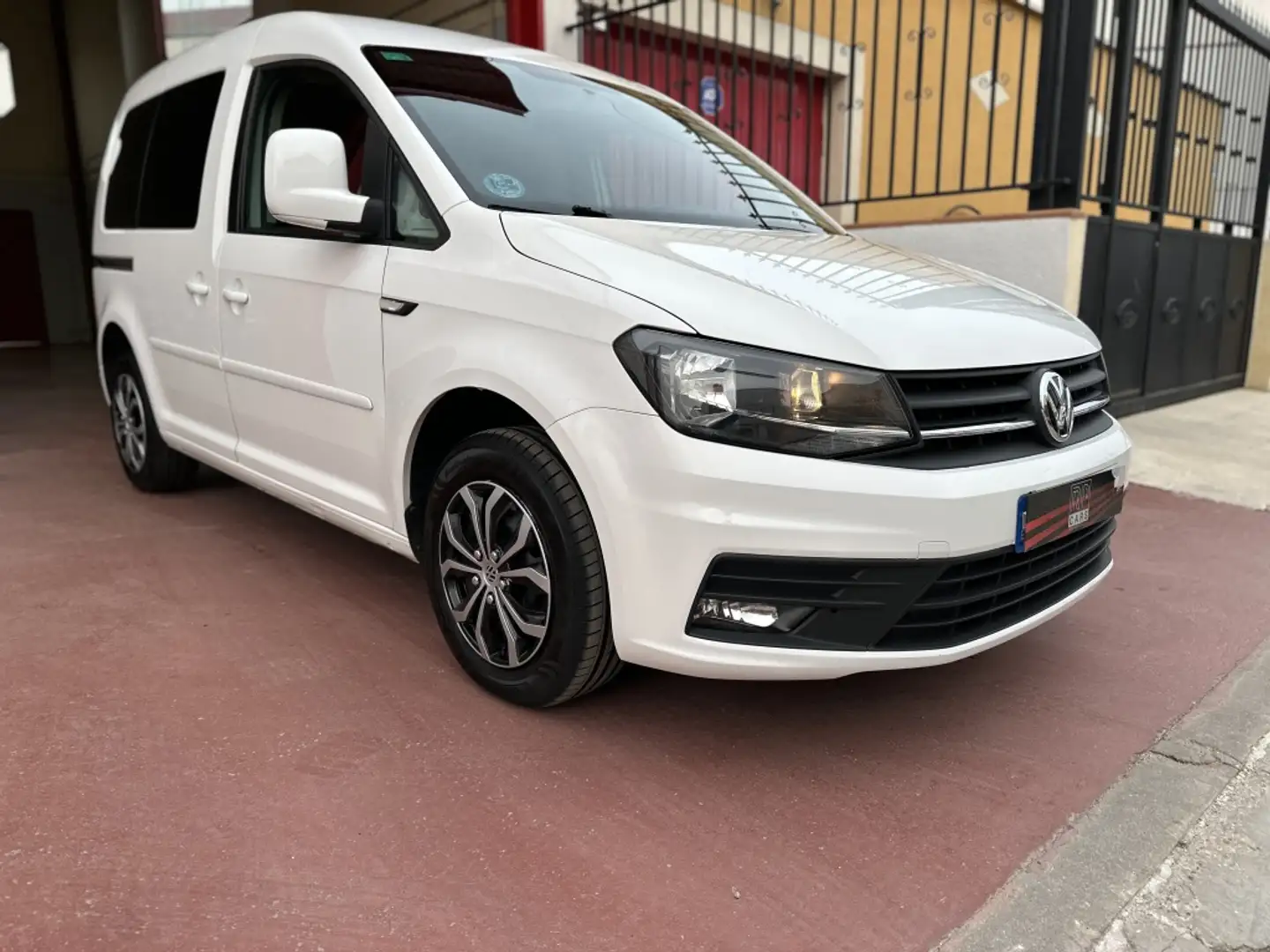 Volkswagen Caddy 2.0TDI Trendline 75kW Weiß - 2