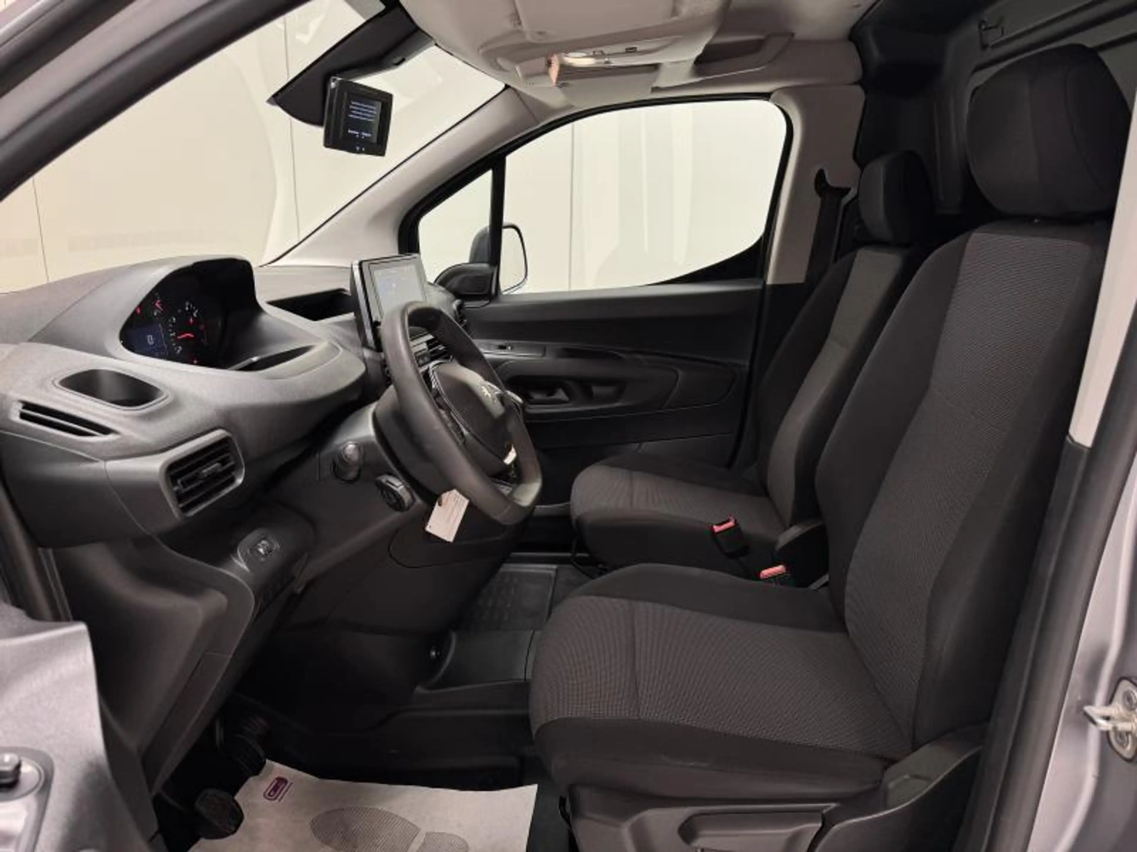 Peugeot Partner 1.6B-HDi L1 STD Light Premium GPS|CARPLAY|PDC|CRUI — photo 11