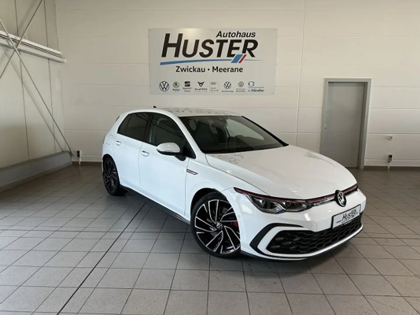 Volkswagen Golf VIII GTI 2.0 TSI DSG*MATRIX,STHZ* Weiß - 2