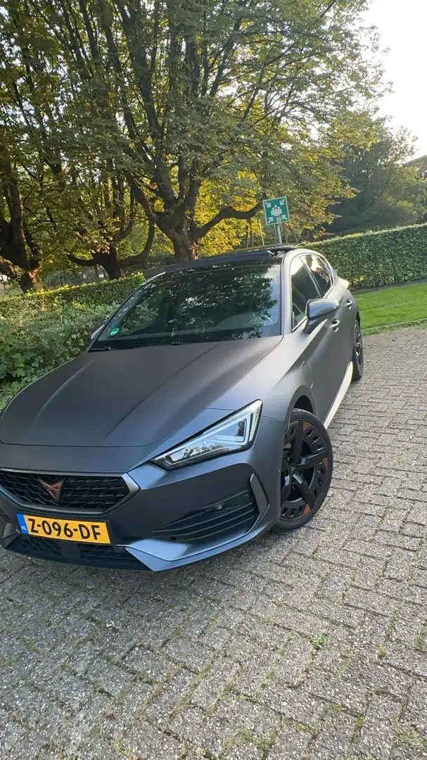 CUPRA Leon VZ 1.4 E-Hybrid Copper Edition 2021 custom Exhaust Grijs - 2
