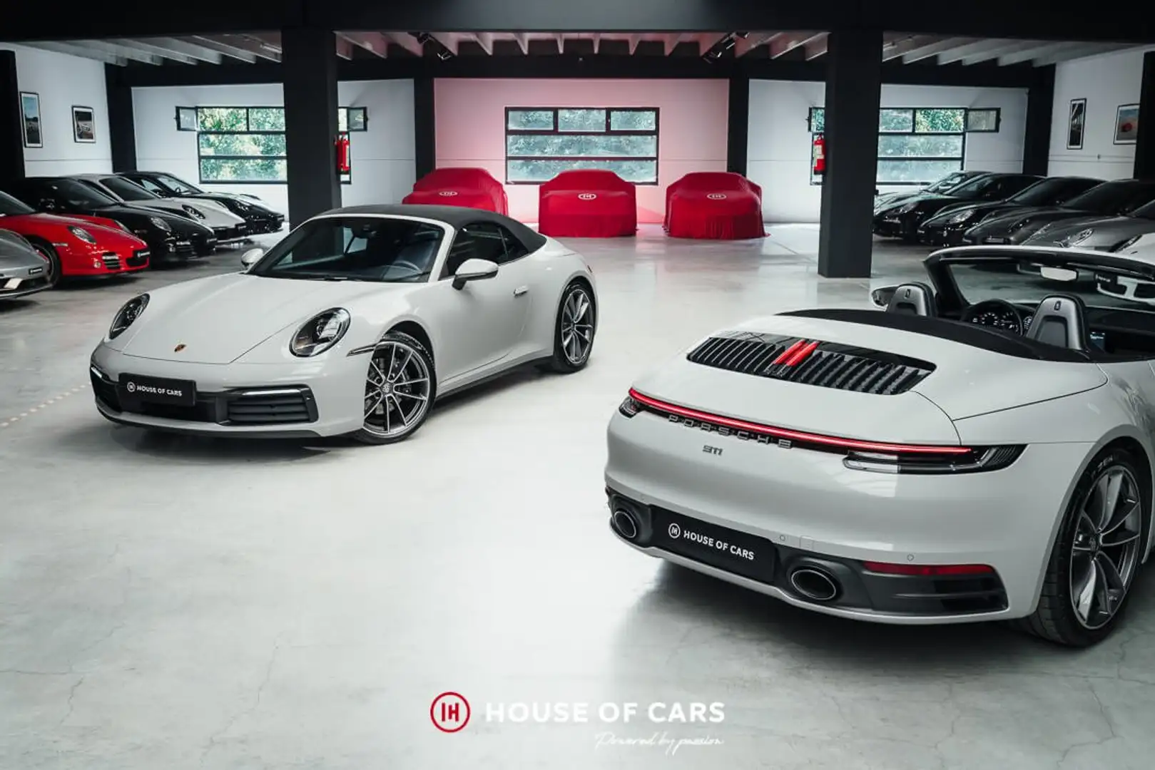 Porsche 911 992.1 Carrera PDK -1st owner - Mint ! Grijs - 1