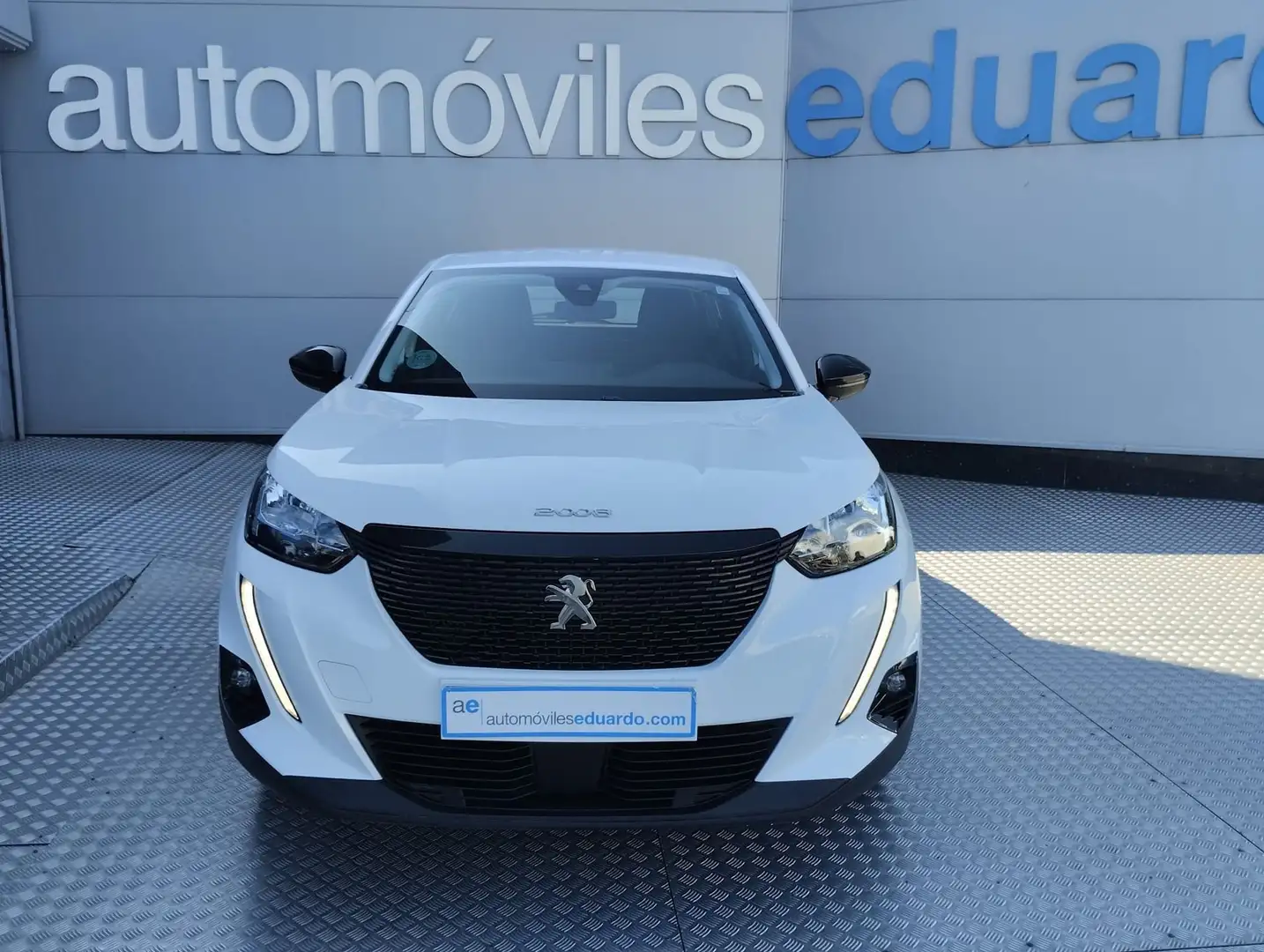 Peugeot 2008 1.5BlueHDi S&S Active Pack EAT8 130 Wit - 2