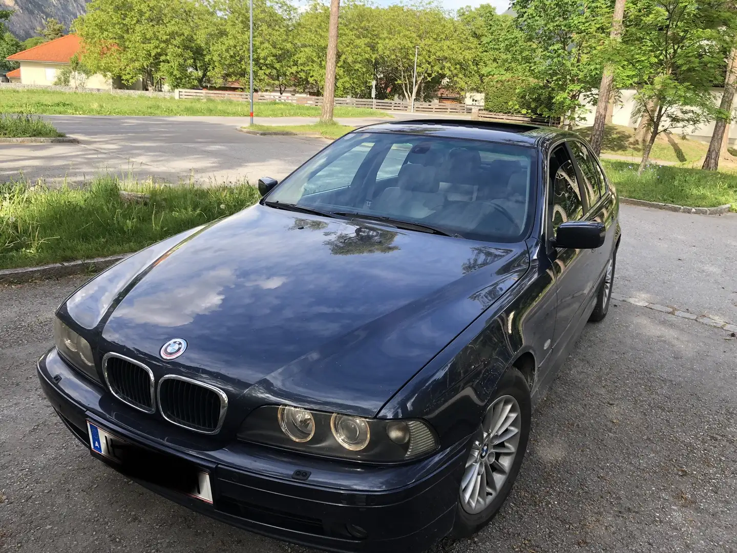 BMW 520 520i Österreich-Paket - 1