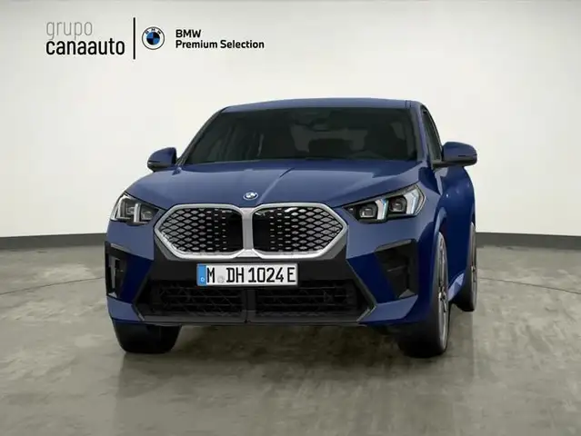 BMW iX2 xDrive30A