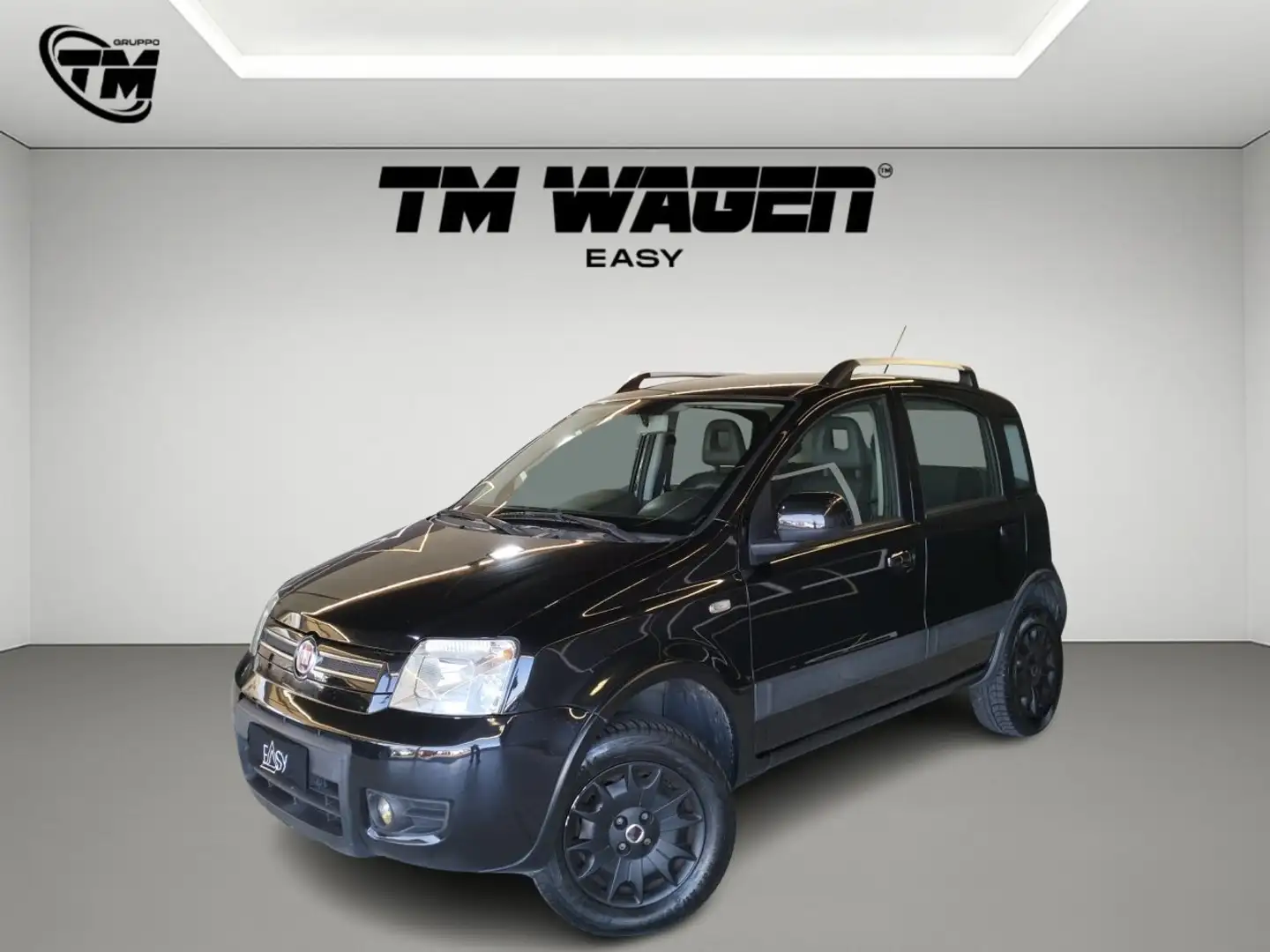 Fiat Panda 1.2 Climbing 4x4 69cv E5 Zwart - 1