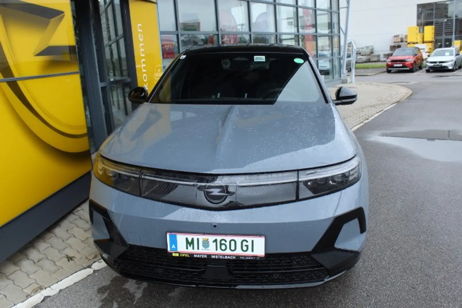 Opel Grandland Electric 73kWh AWD Ultimate Grau - 2