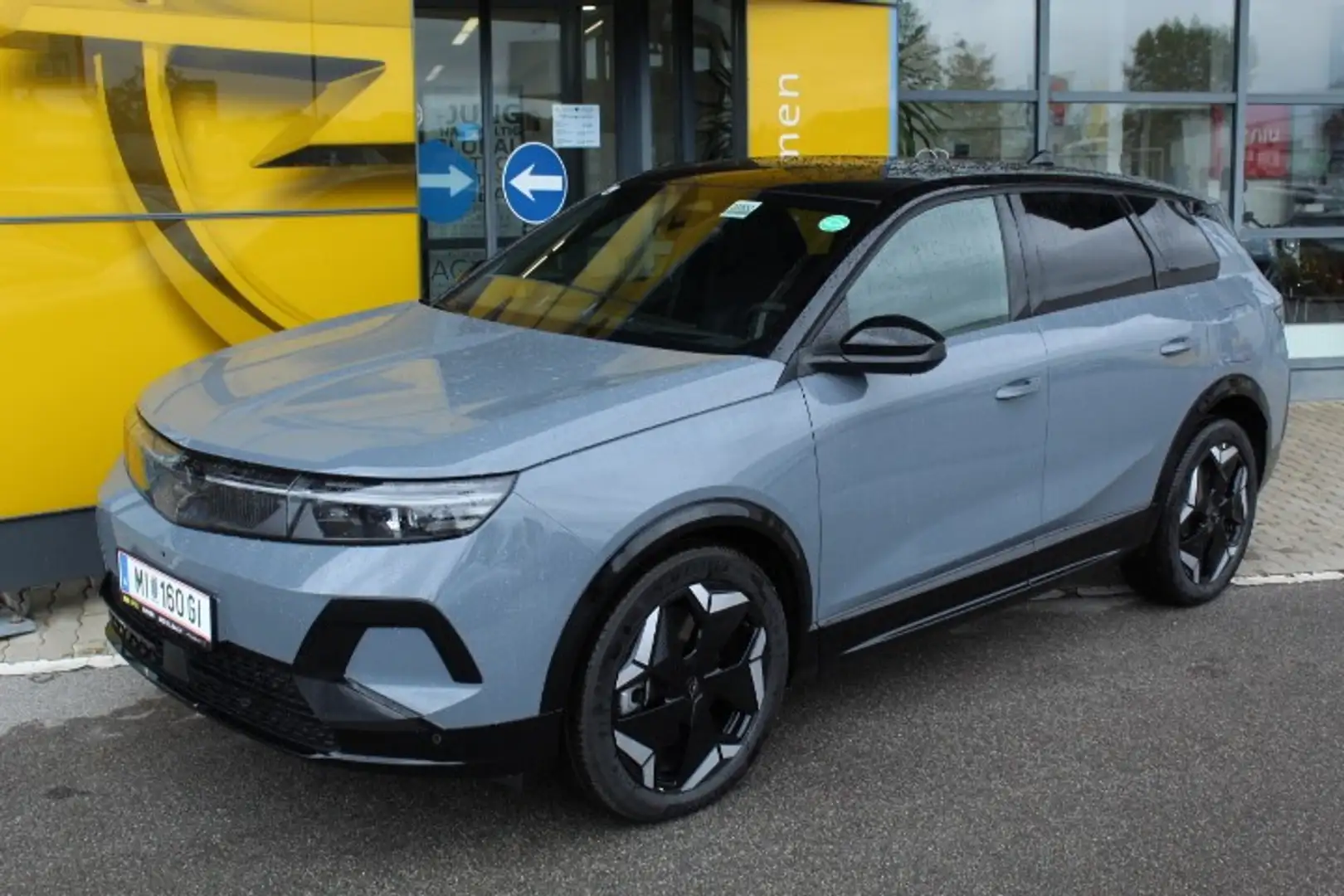 Opel Grandland Electric 73kWh AWD Ultimate Grau - 1