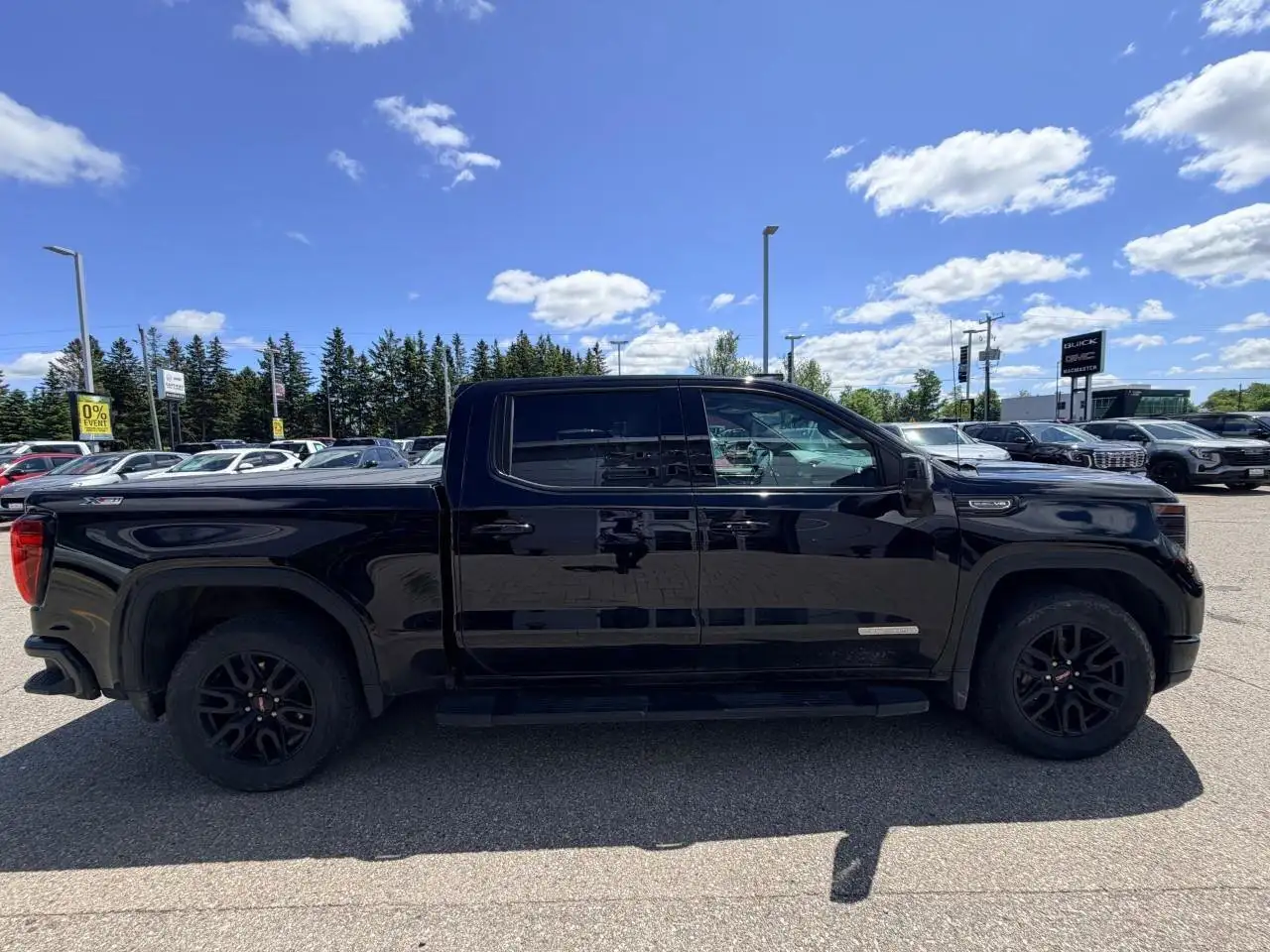 GMC Sierra 1500 fotografie GMC Sierra 1500