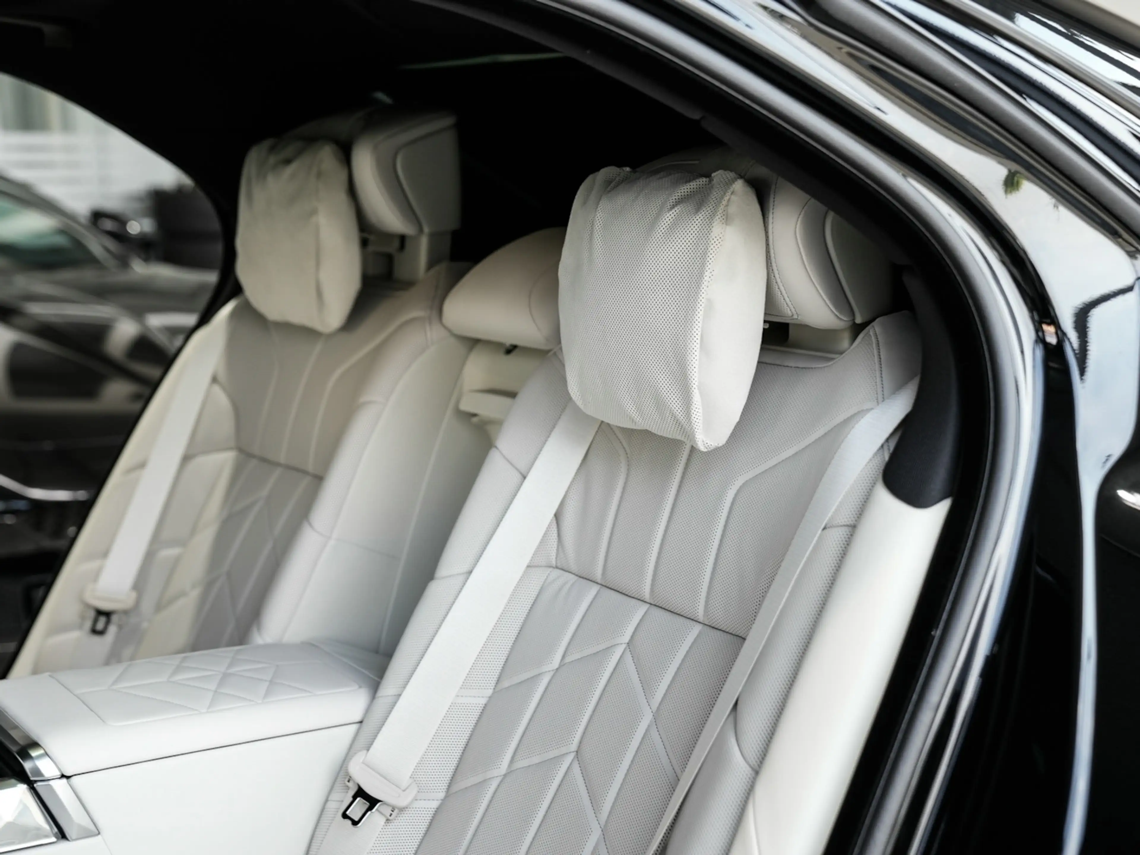 BMW 740 740xd M SPORT PRO TV Fond-Aus. Sky UPE:155.700 — photo 10