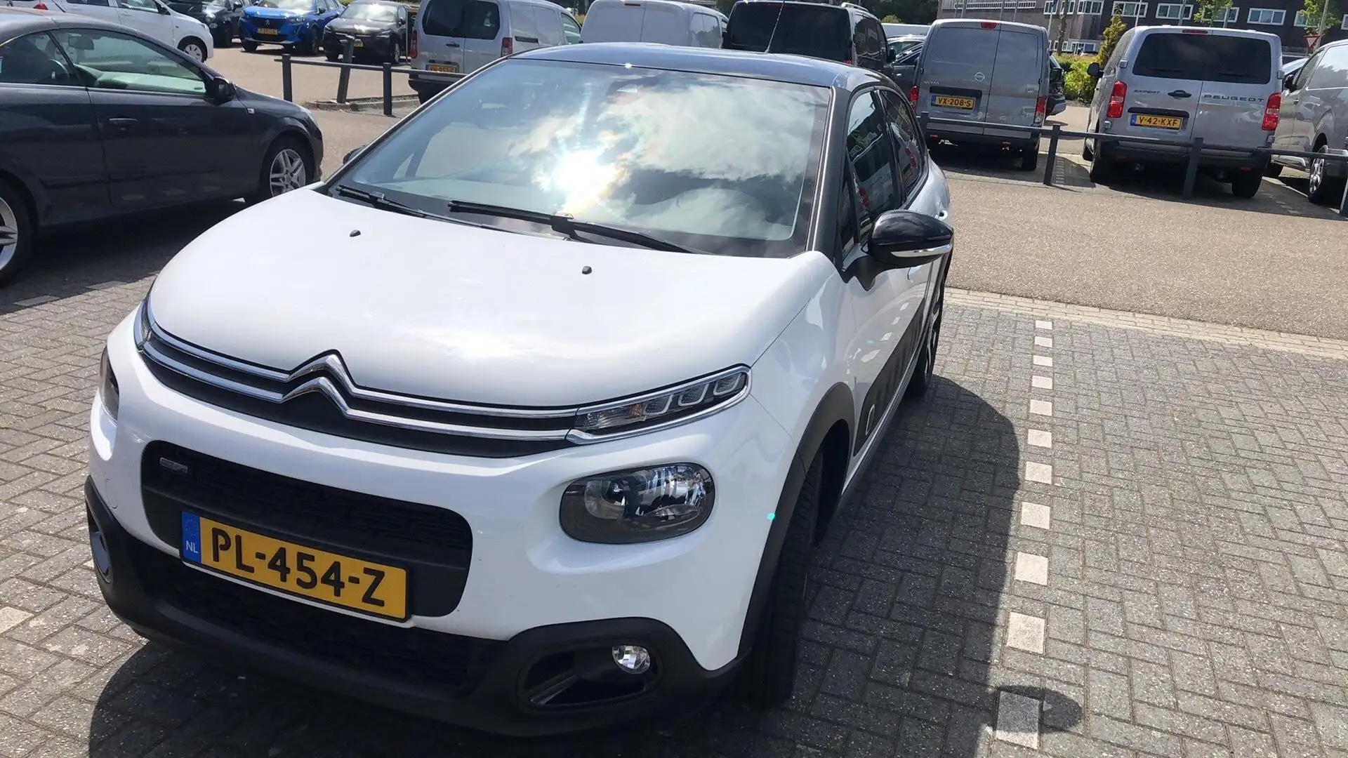 Citroen C3 1.2 PureTech Shine Navigatie | Alu. Velgen | Camer Blanc - 1