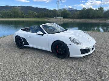 911 Carrera 4 Cabrio PDK