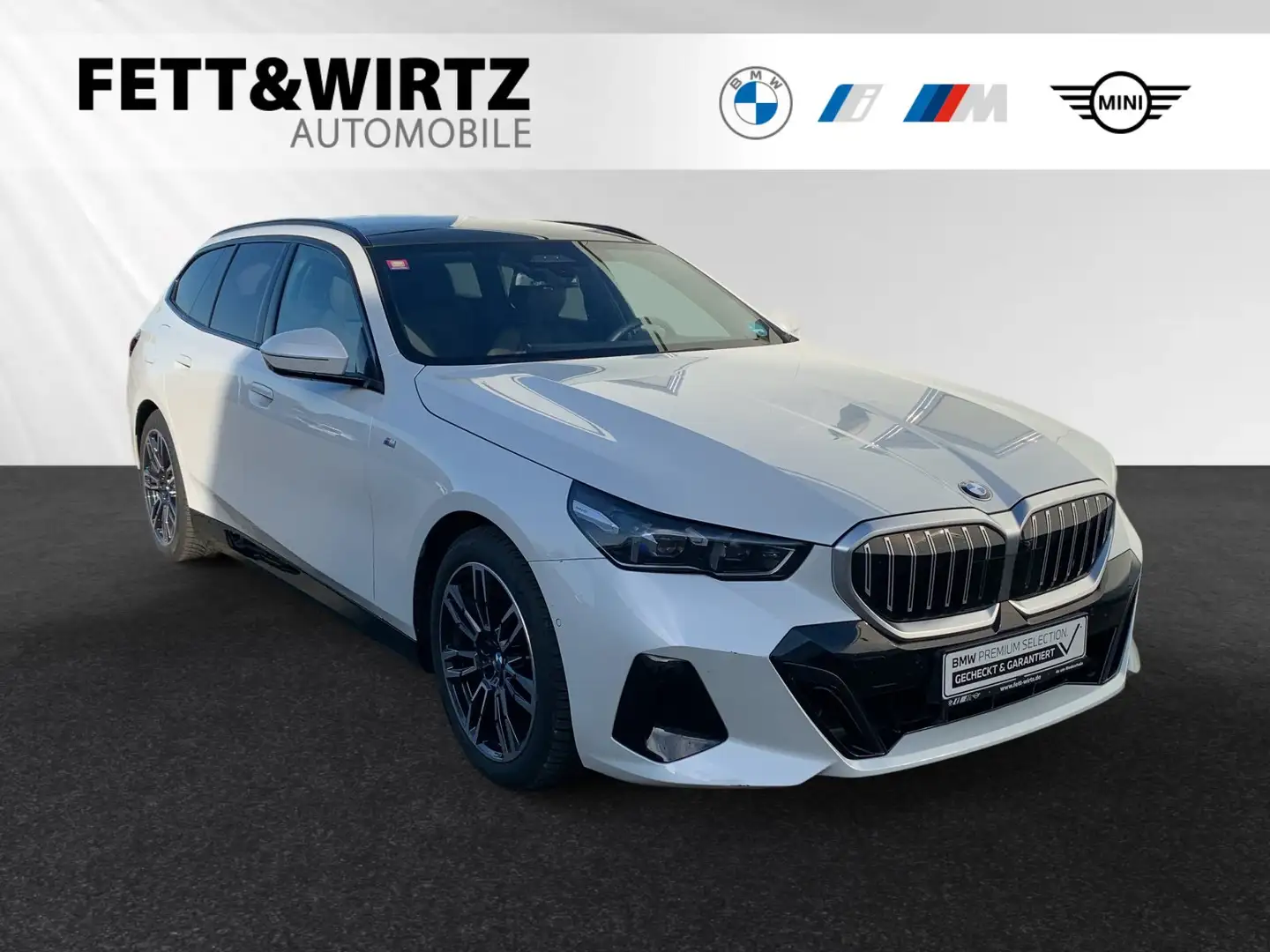 BMW 540 d xDrive Touring M Sport|AHK|Pano|Autobahnass. Weiß - 1