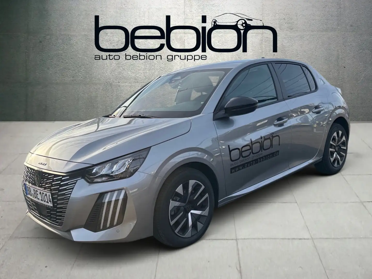 Peugeot 208 1.2 110 Business LED Navi PDC KlimaA SpurH Grau - 2