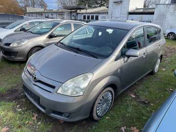 2.0 D-4D | 7 Sitzer!