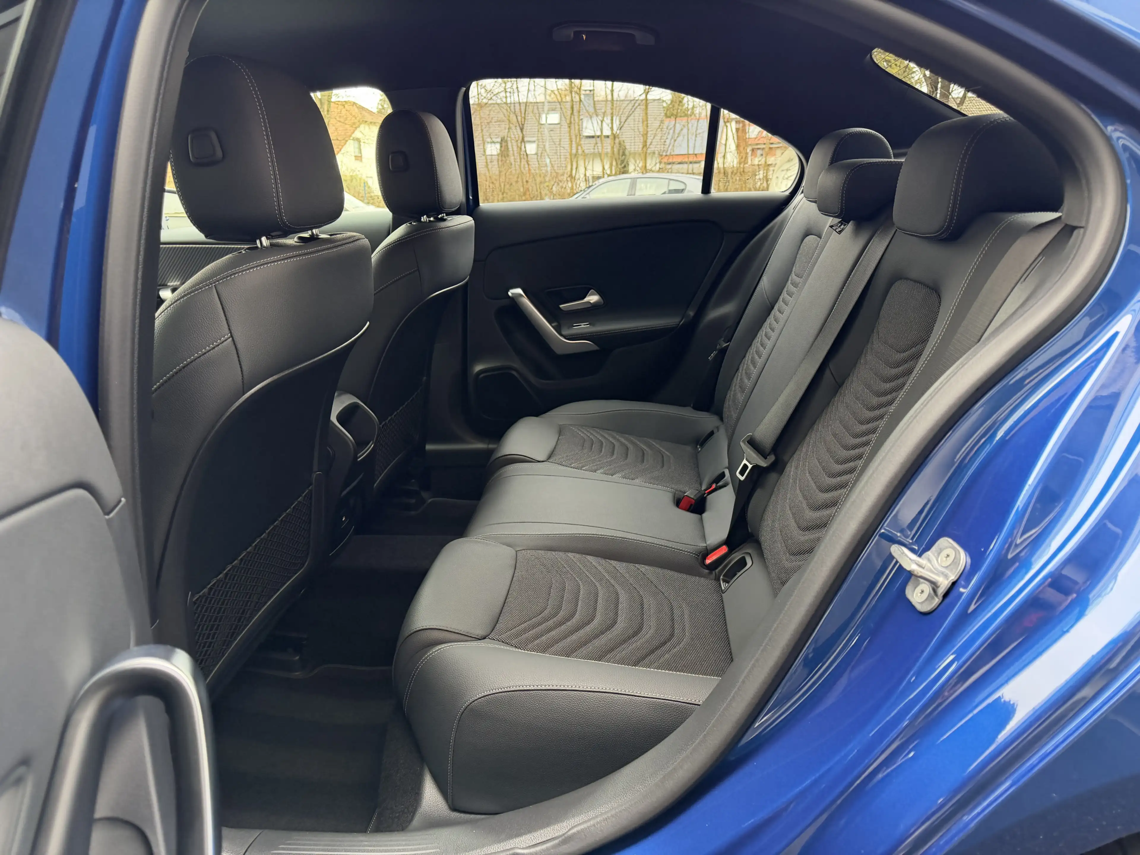 Mercedes-Benz A 180 d Limousine Progressive LED MBUX Rü-Kamera — photo 14