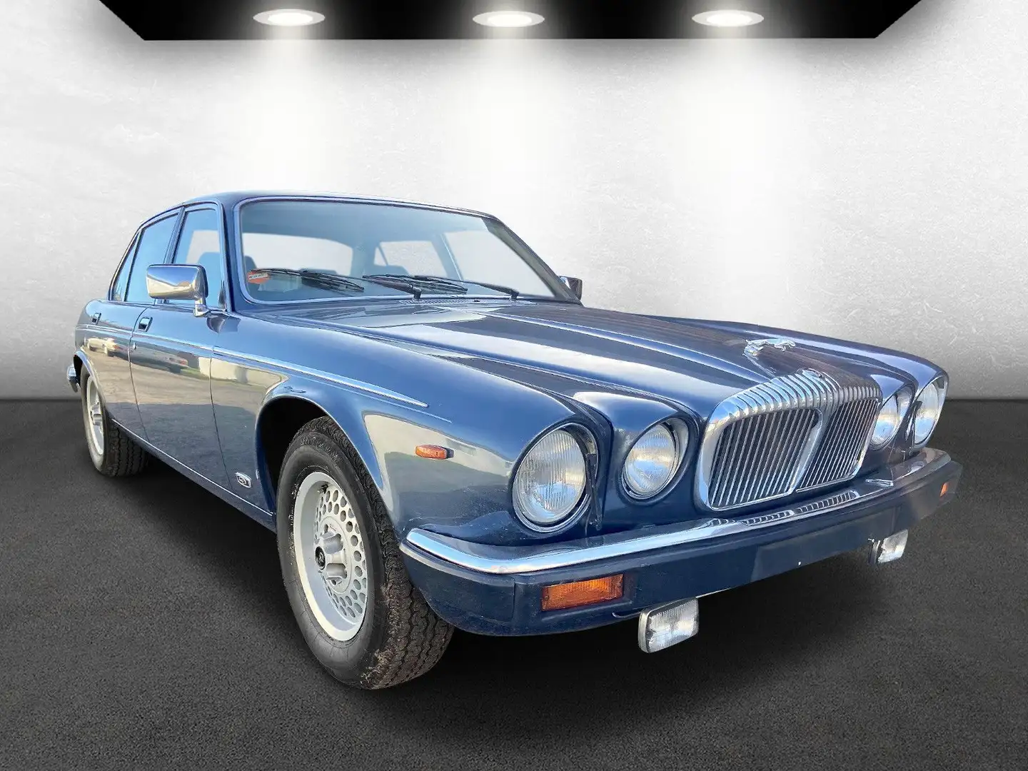 Jaguar Daimler Double Six 5.3 - lang im Familienbesitz Blau - 1