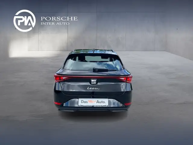 Seat Leon Leon view 4