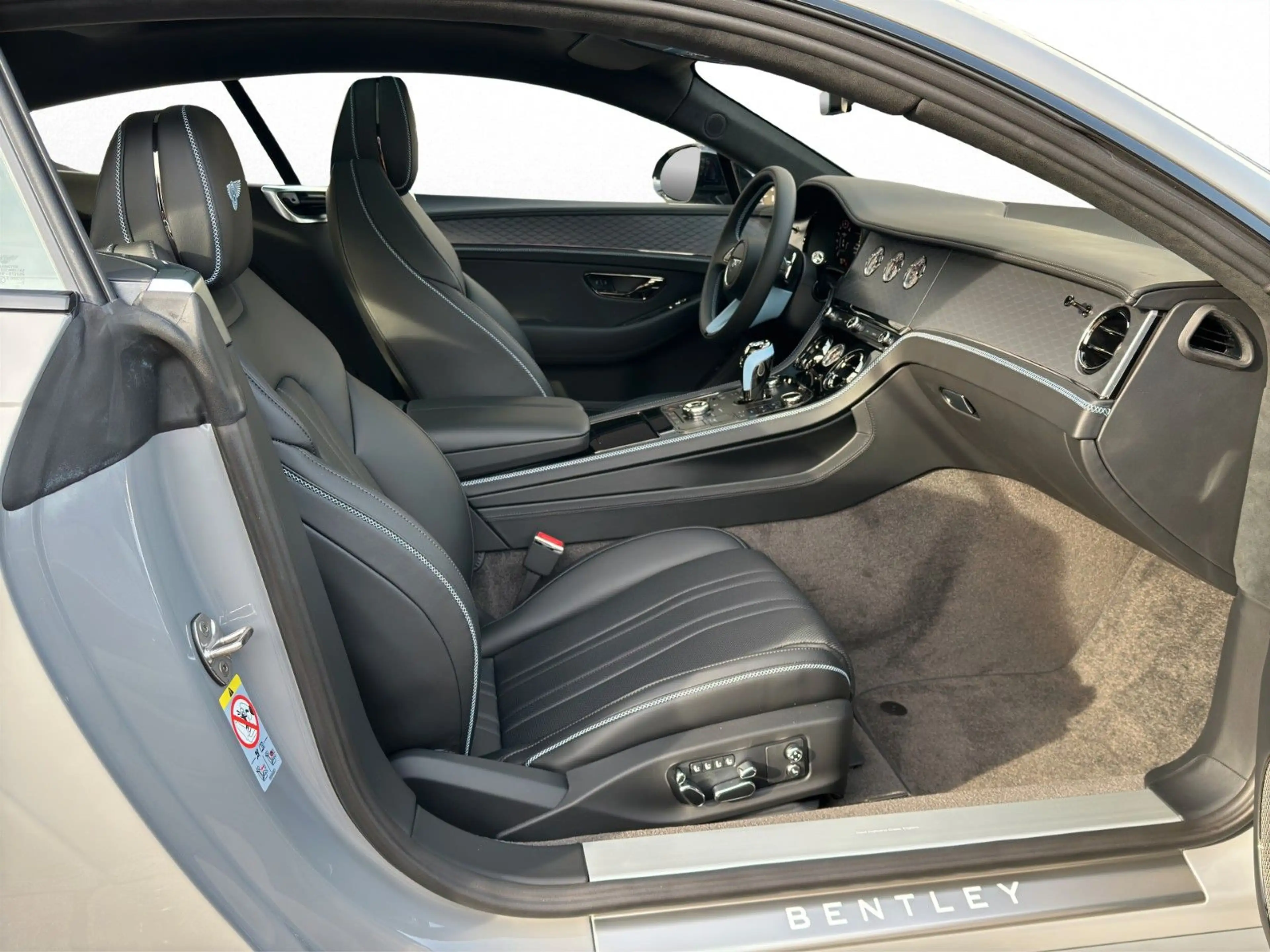 Bentley Continental GT V8 Akrapovic + Carbon BodyKIt — photo 12