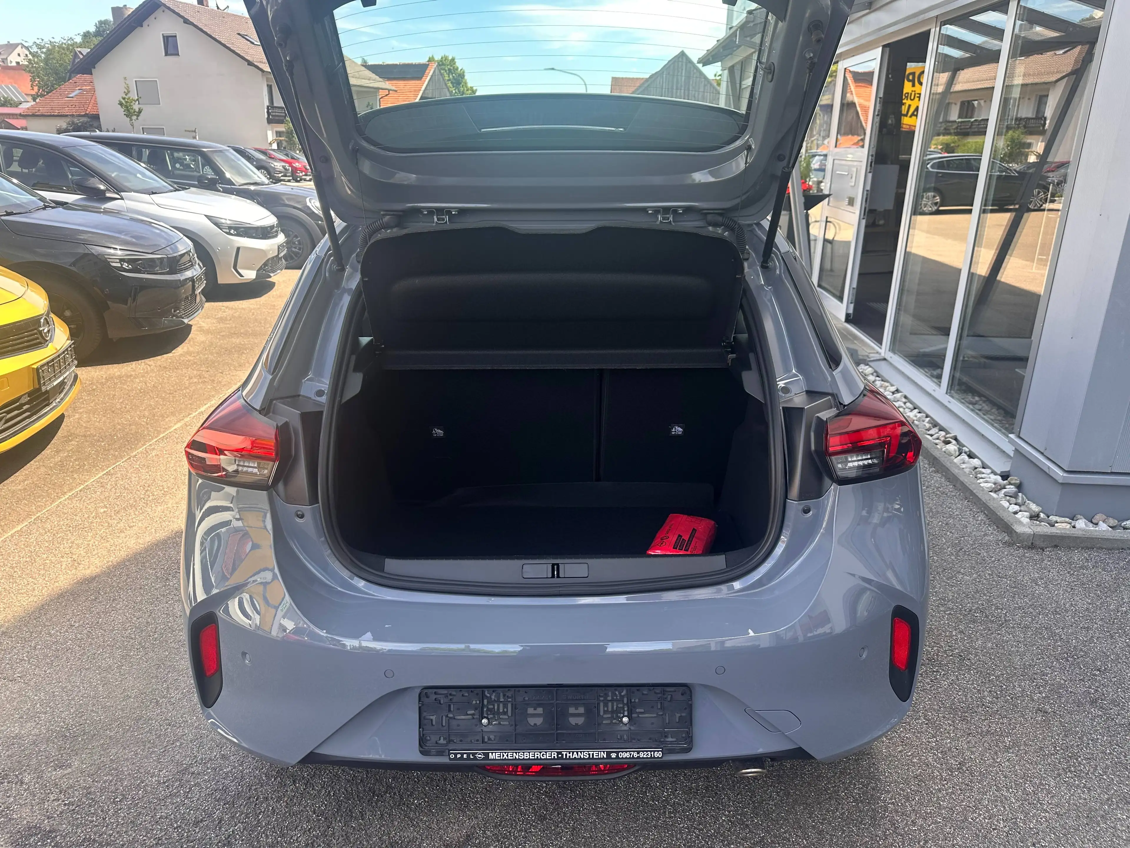 Opel Corsa GS Infotainment-Paket Sithheizung Lenkradheizung Rückfahrkamera — photo 11