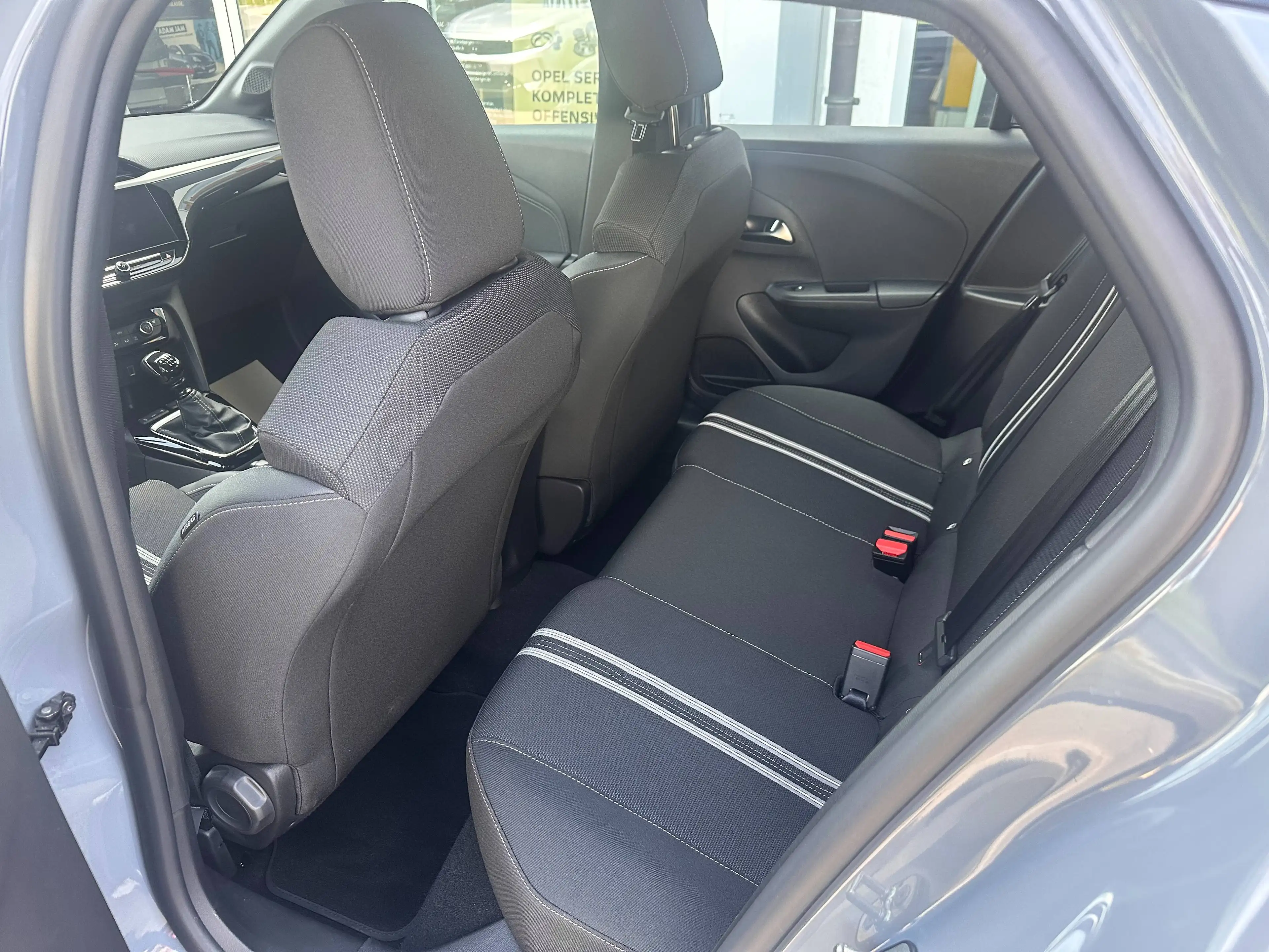 Opel Corsa GS Infotainment-Paket Sithheizung Lenkradheizung Rückfahrkamera — photo 12