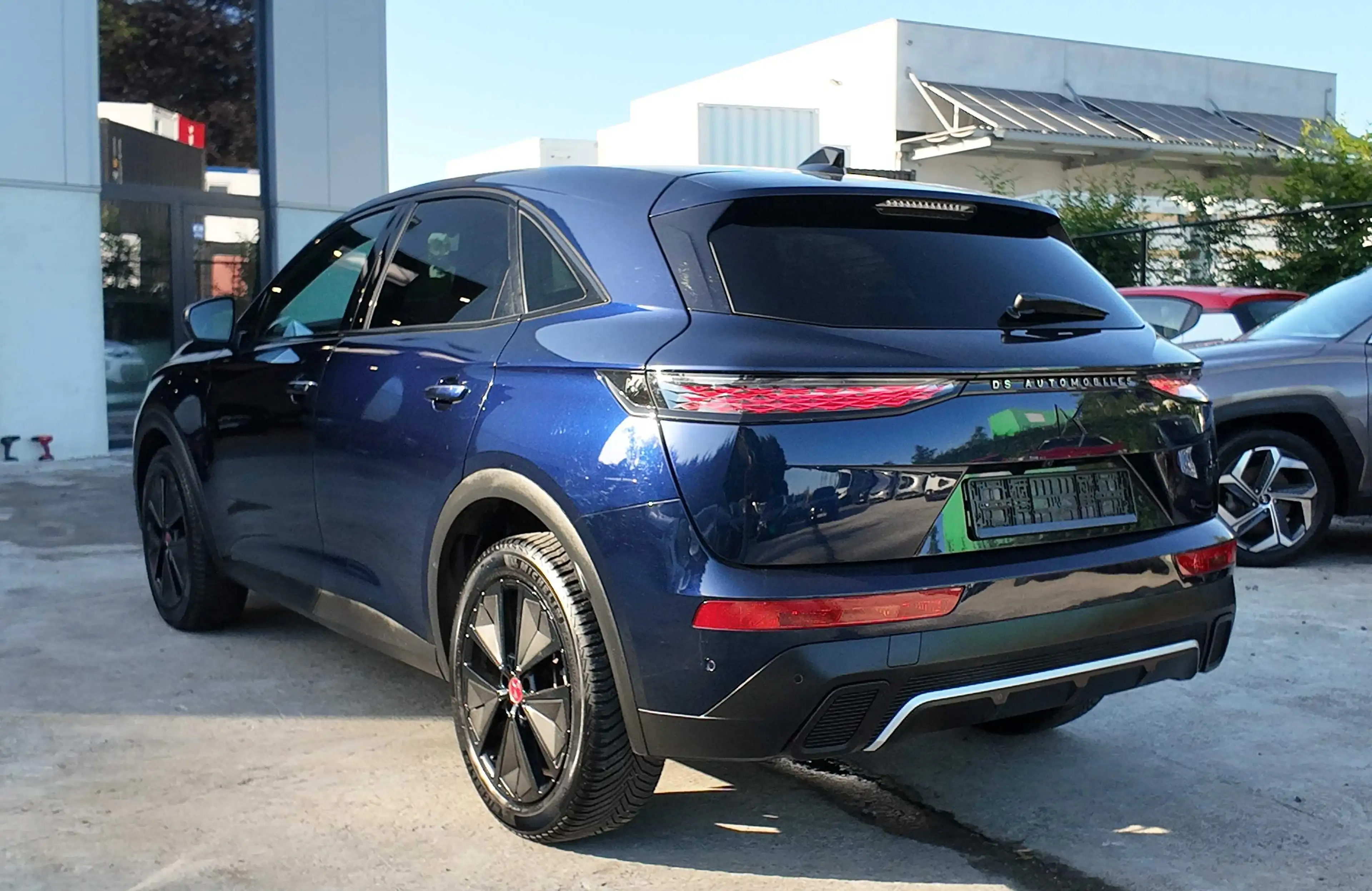 DS Automobiles DS 7 Crossback 1.5 BlueHDi EAT8 Performance Line - Nouveau Moteur - TVA — photo 4