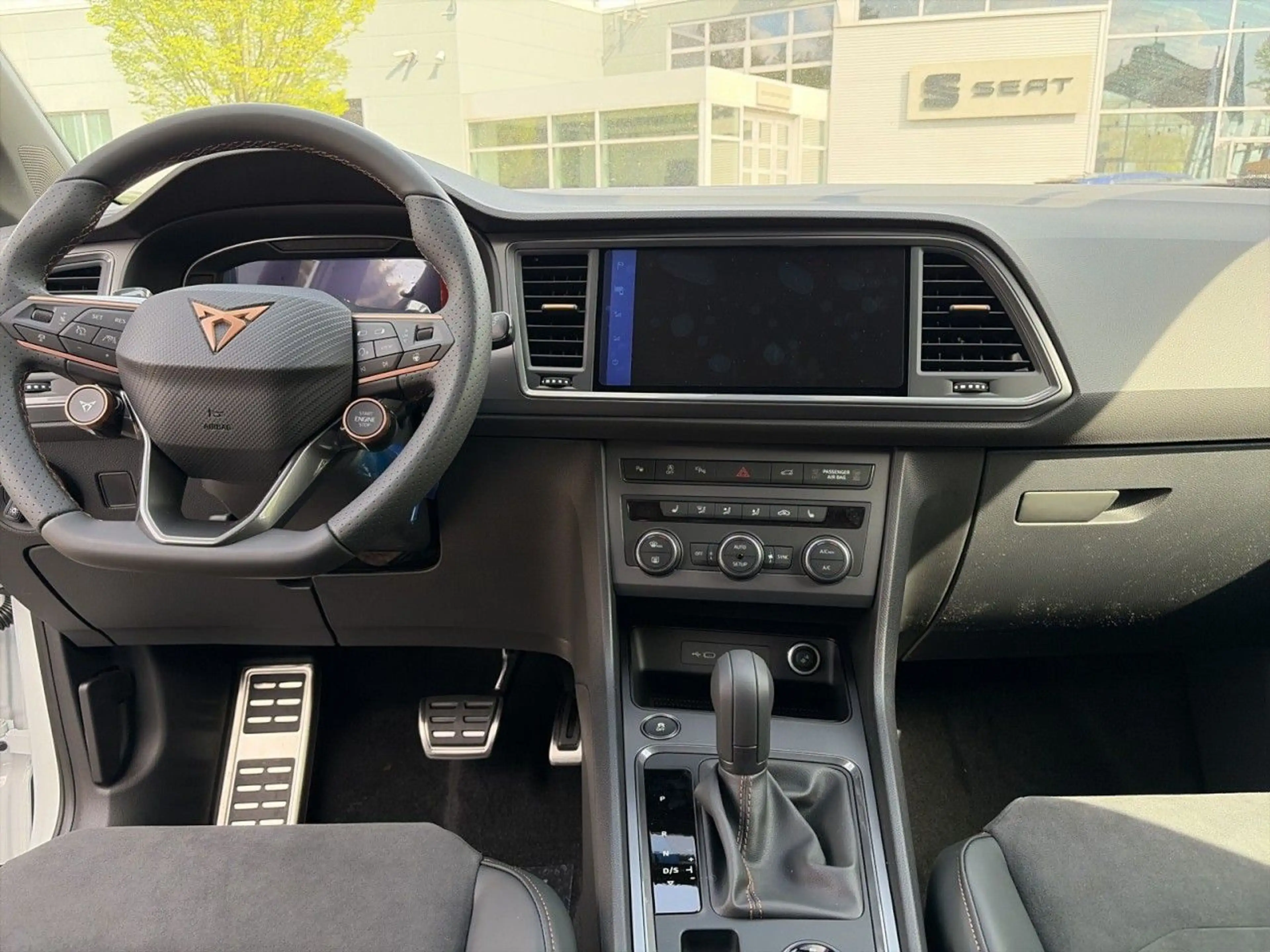 CUPRA Ateca 2.0 TSI 4Drive VZ 360°|AHK|Pano|LED|R-Kam. — photo 9