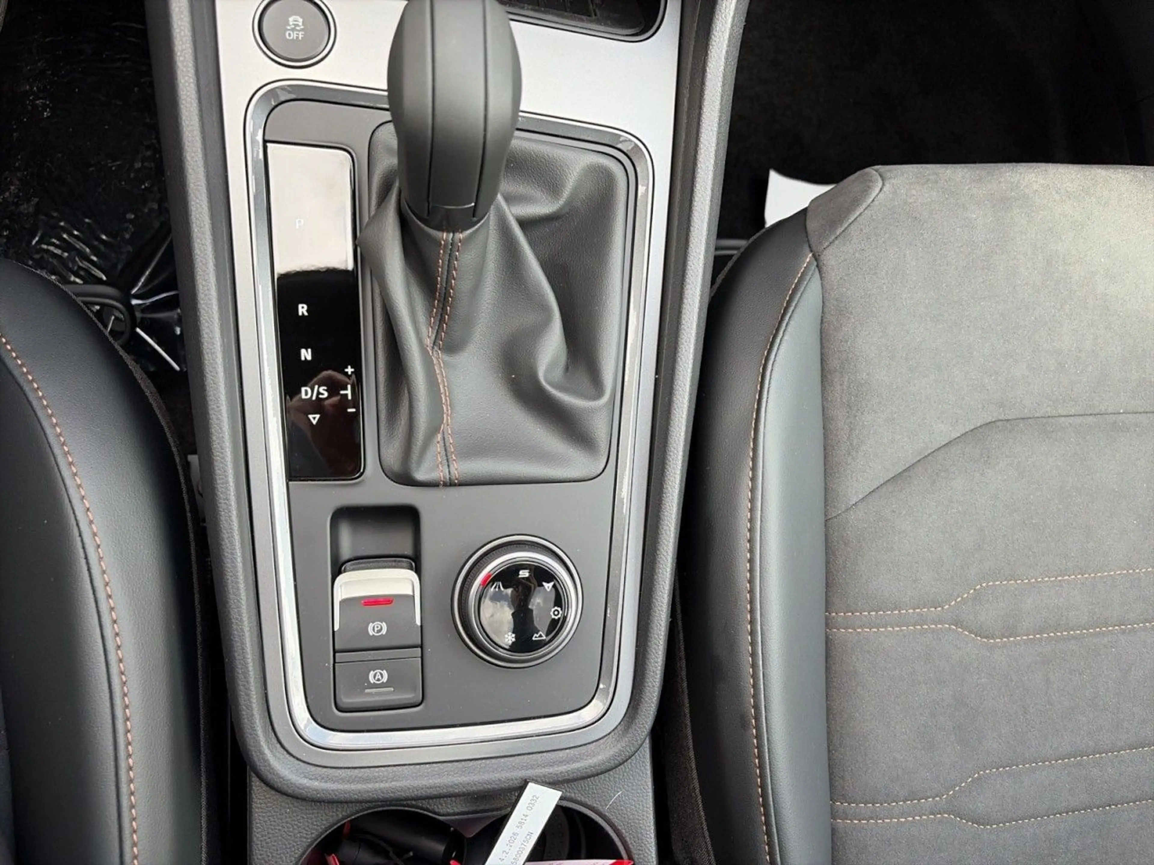 CUPRA Ateca 2.0 TSI 4Drive VZ 360°|AHK|Pano|LED|R-Kam. — photo 14